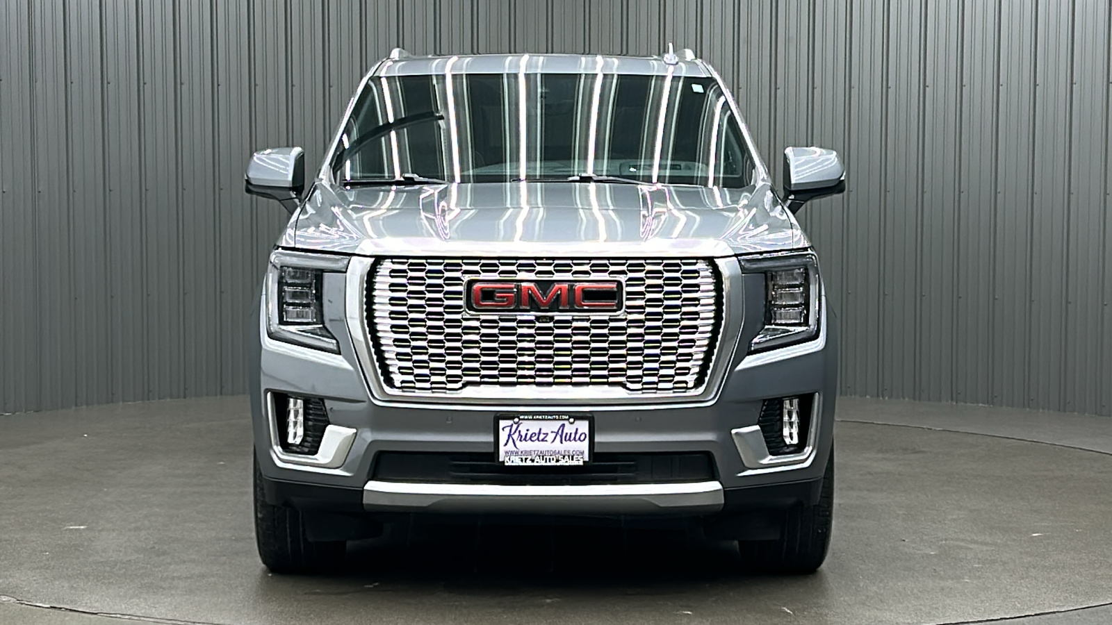 2021 GMC Yukon Denali 8