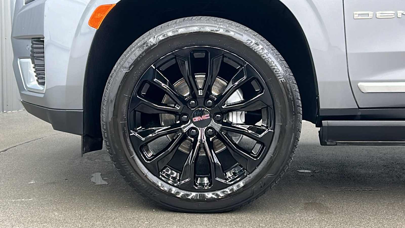 2021 GMC Yukon Denali 10