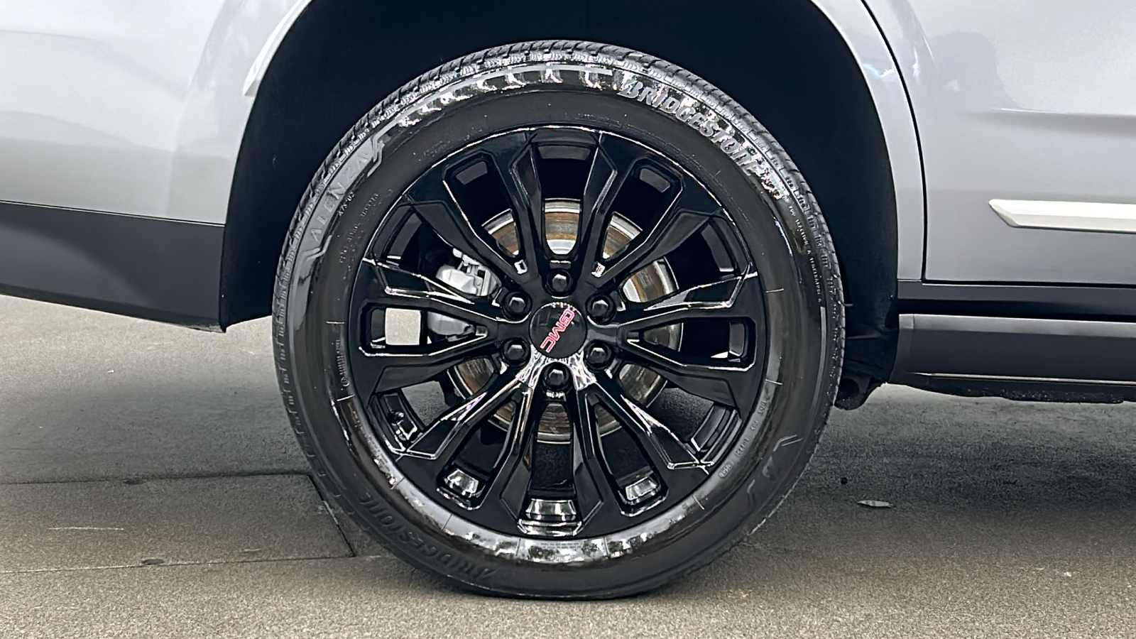 2021 GMC Yukon Denali 11