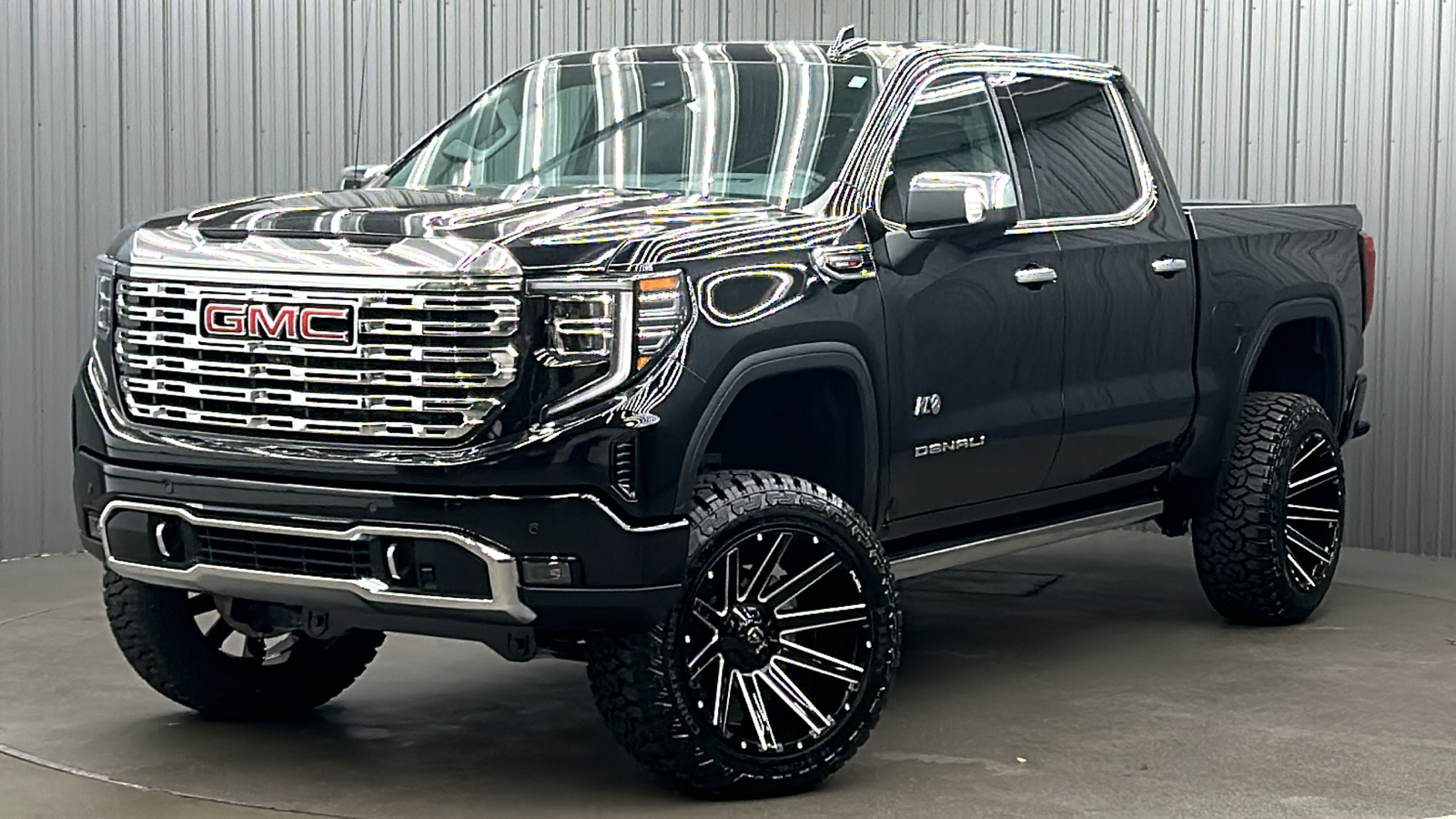 2023 GMC Sierra 1500 Denali 1