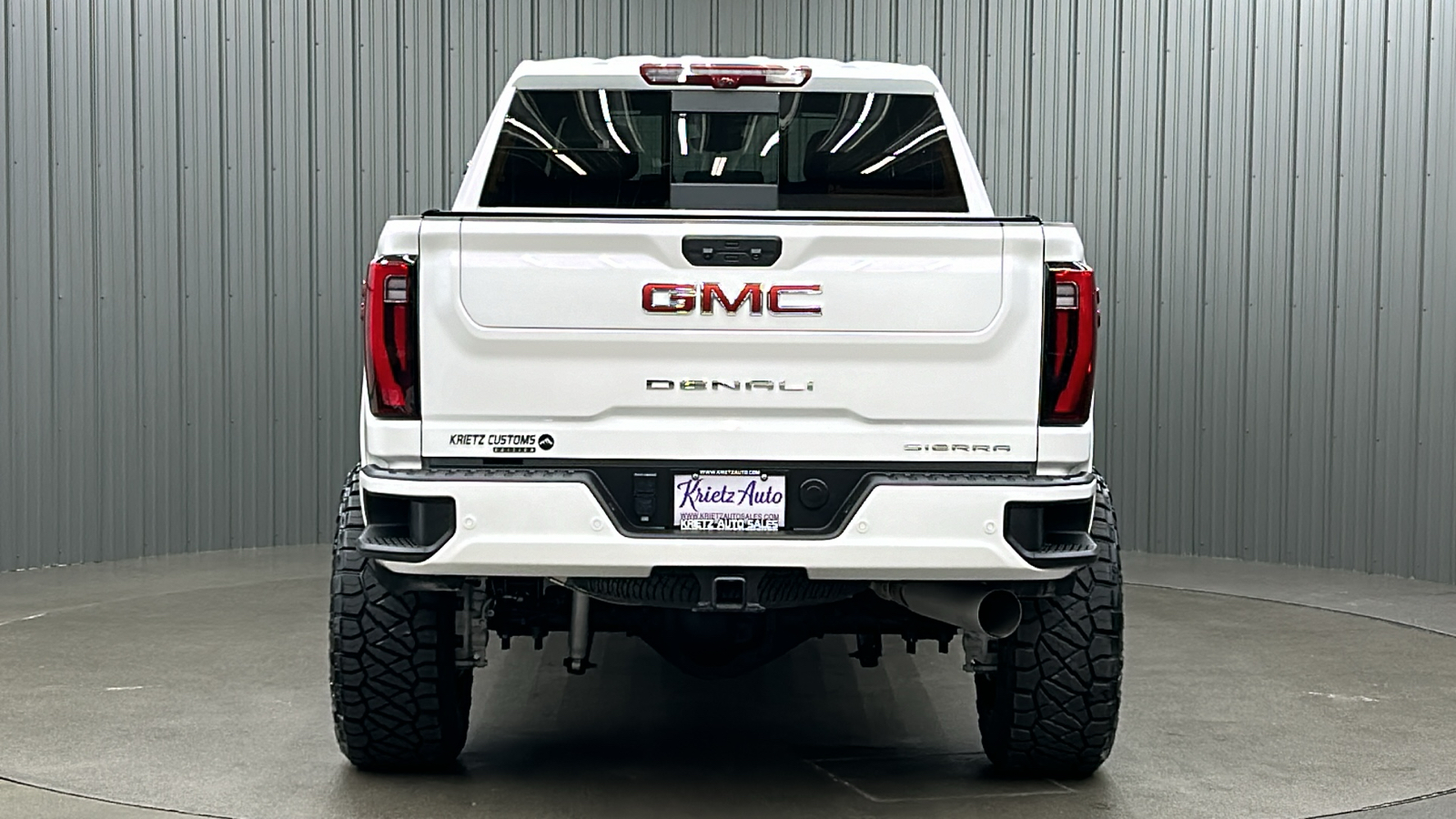 2024 GMC Sierra 2500HD Denali 4