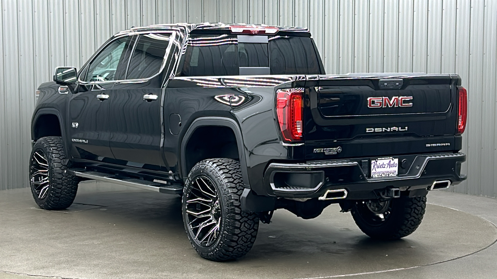 2023 GMC Sierra 1500 Denali 3