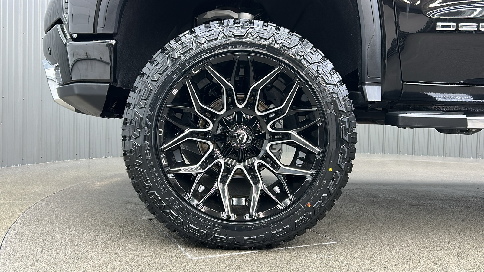 2023 GMC Sierra 1500 Denali 9