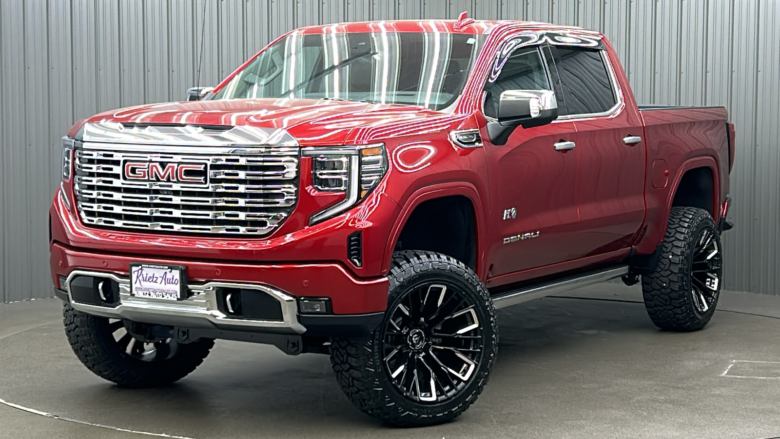 2023 GMC Sierra 1500 Denali 1