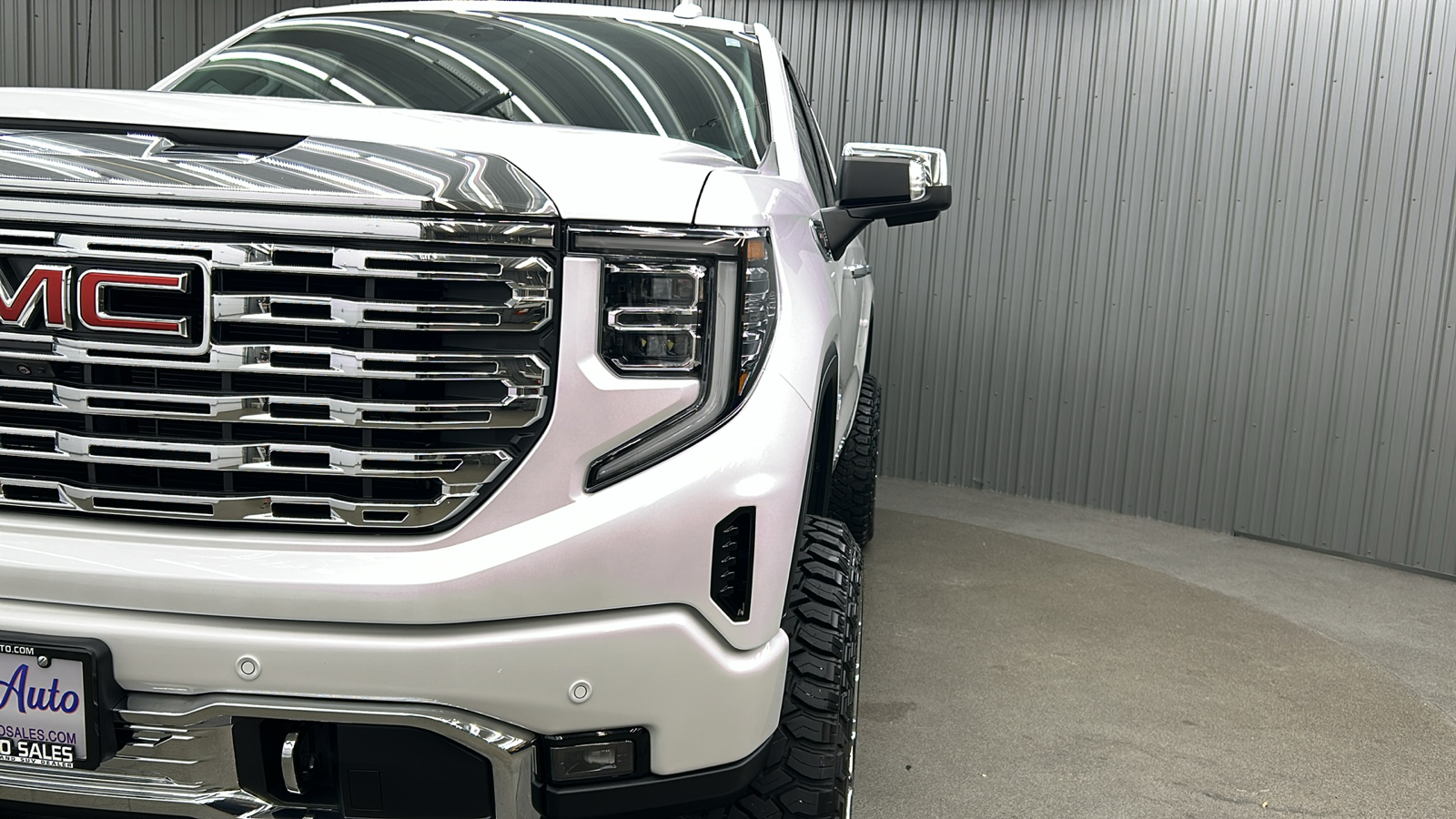 2023 GMC Sierra 1500 Denali 13