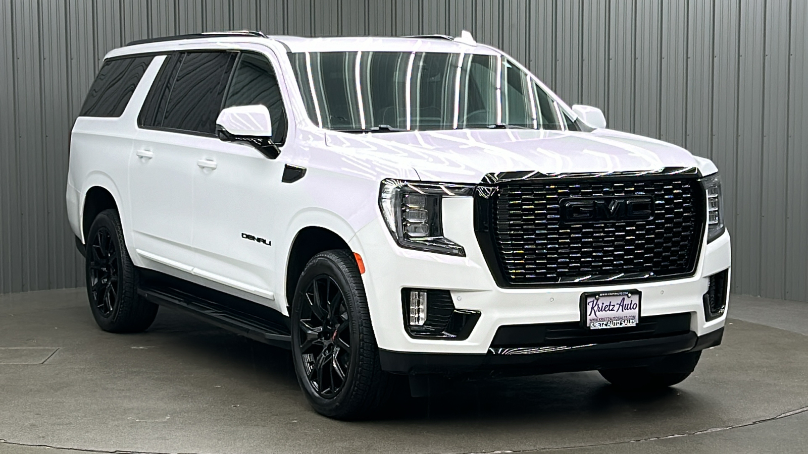 2023 GMC Yukon XL SLT 7