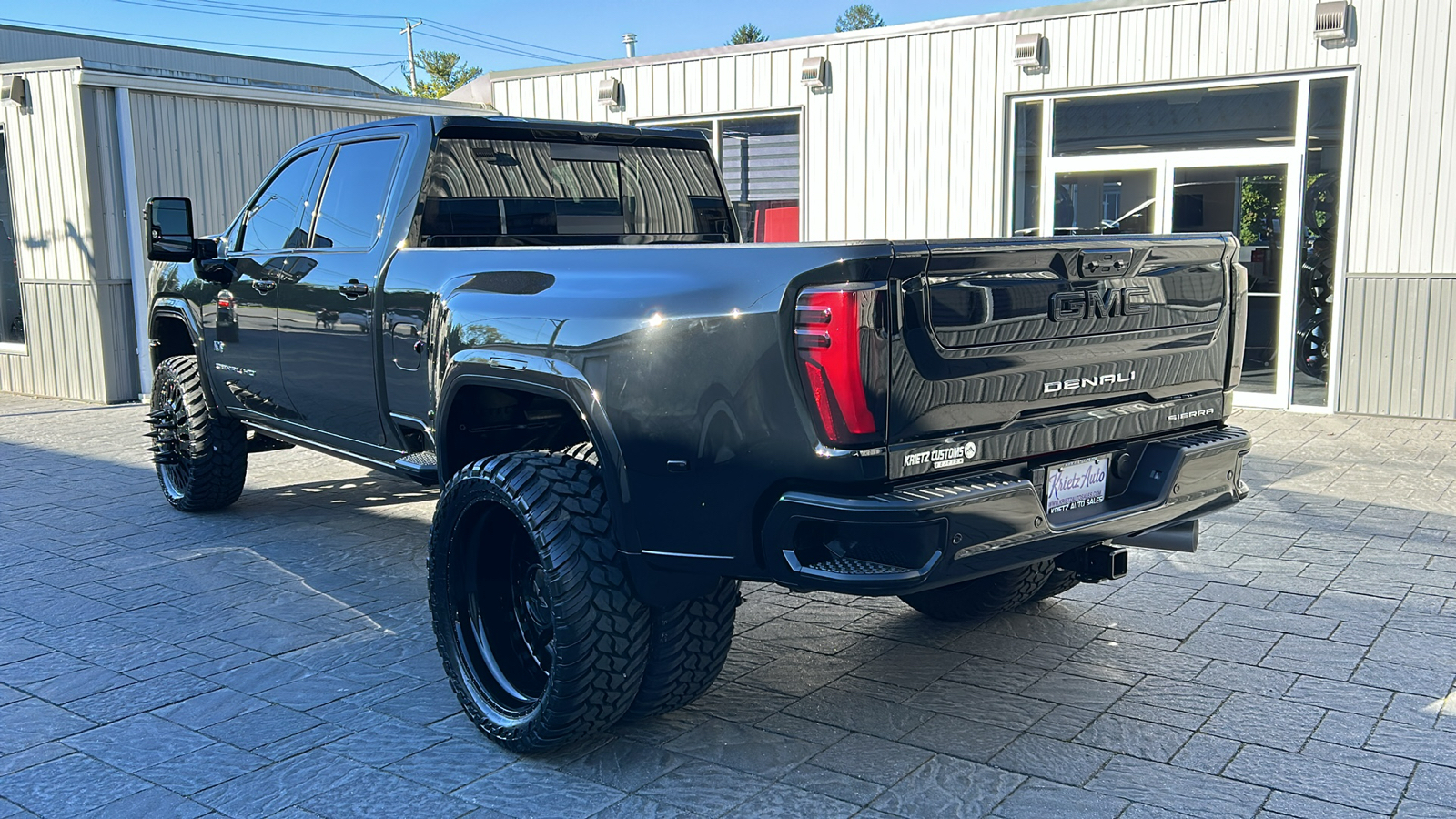 2024 GMC Sierra 3500HD Denali 3