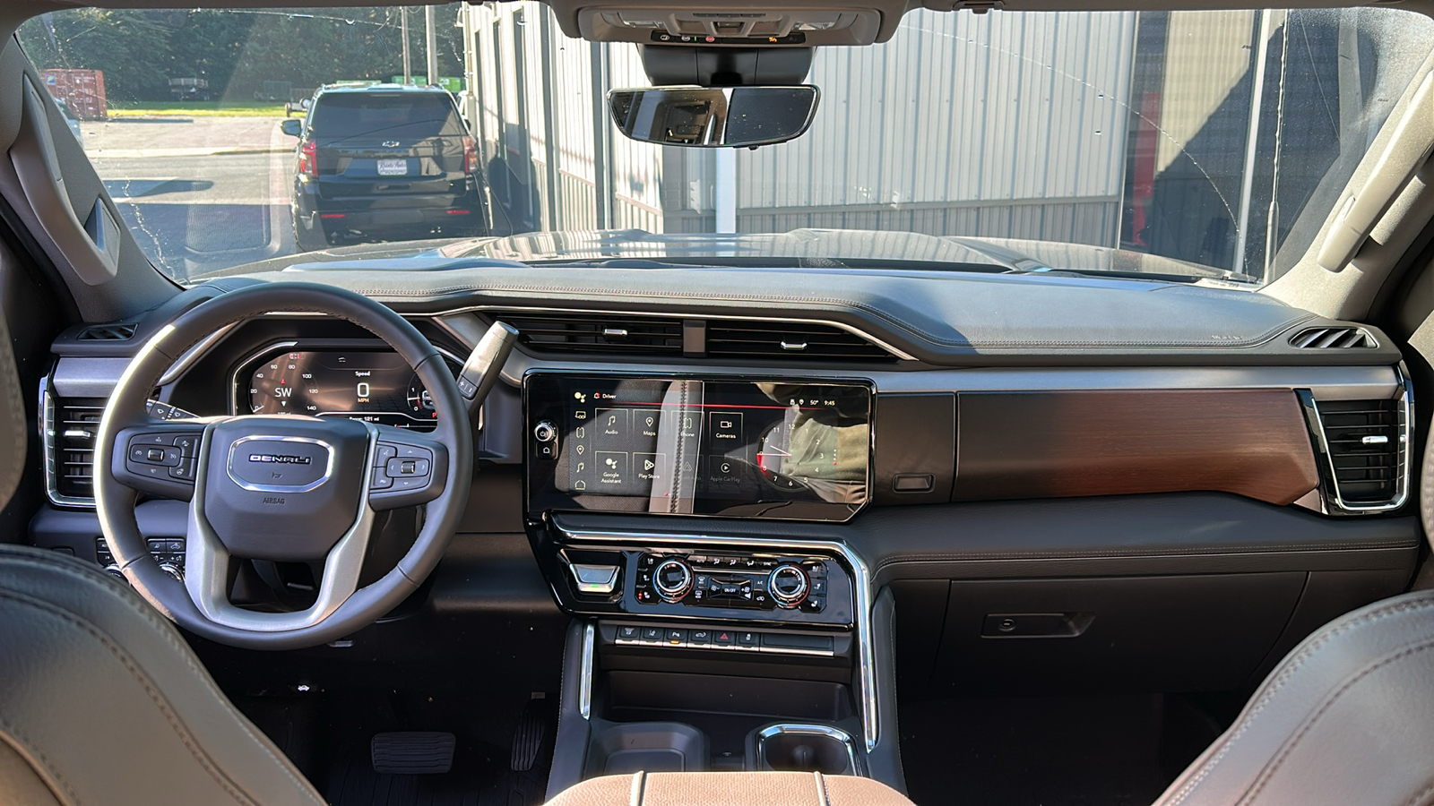 2024 GMC Sierra 3500HD Denali 37