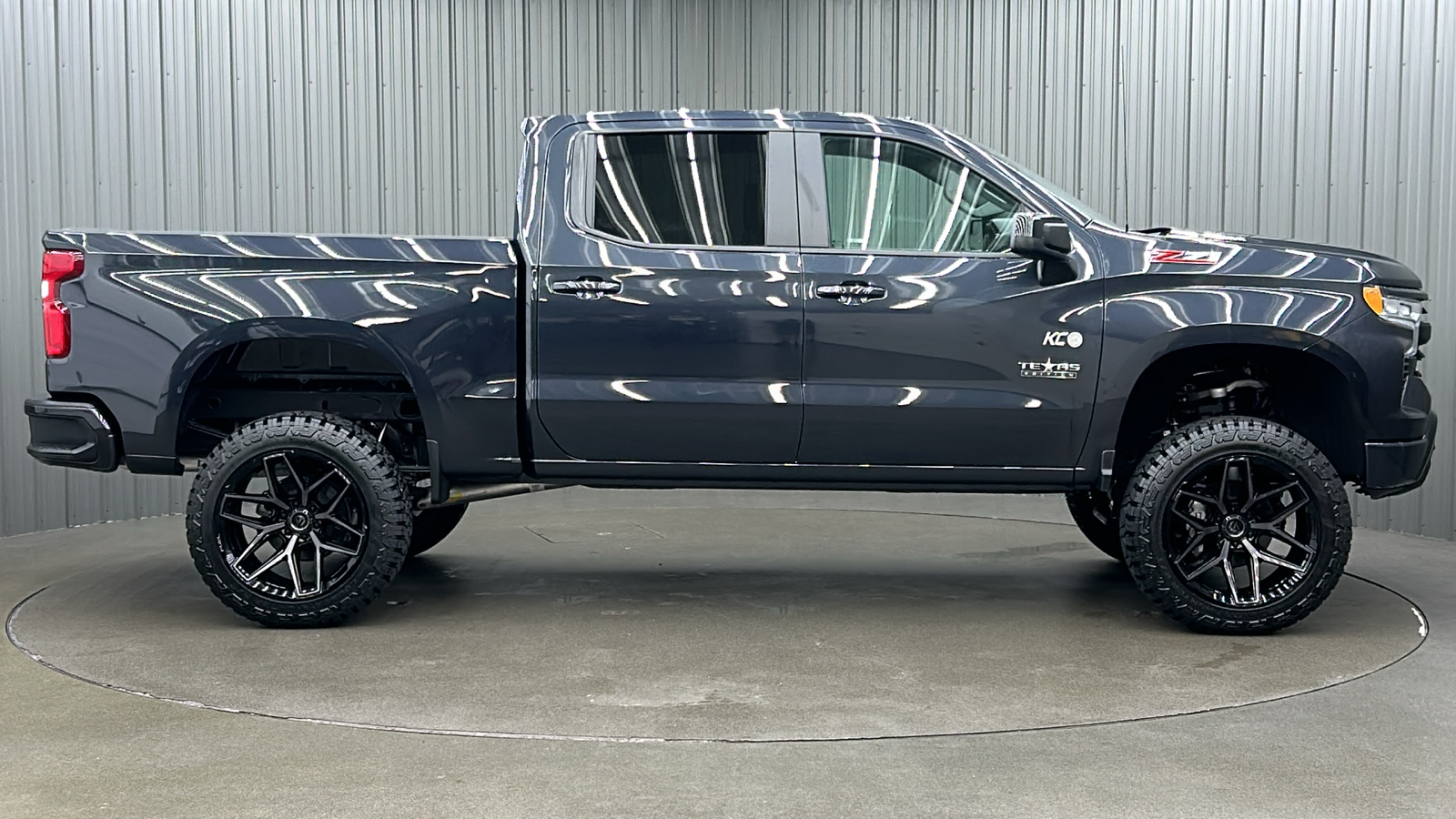 2023 Chevrolet Silverado 1500 RST 6