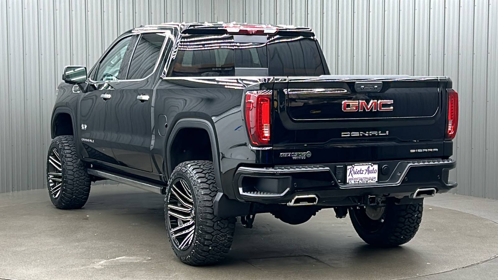 2023 GMC Sierra 1500 Denali 3