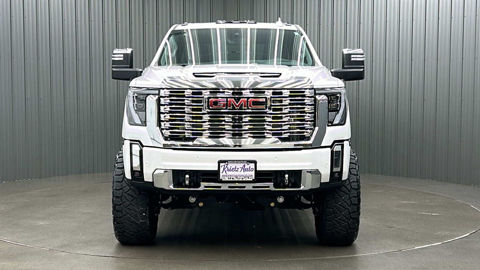 2024 GMC Sierra 2500HD Denali 8