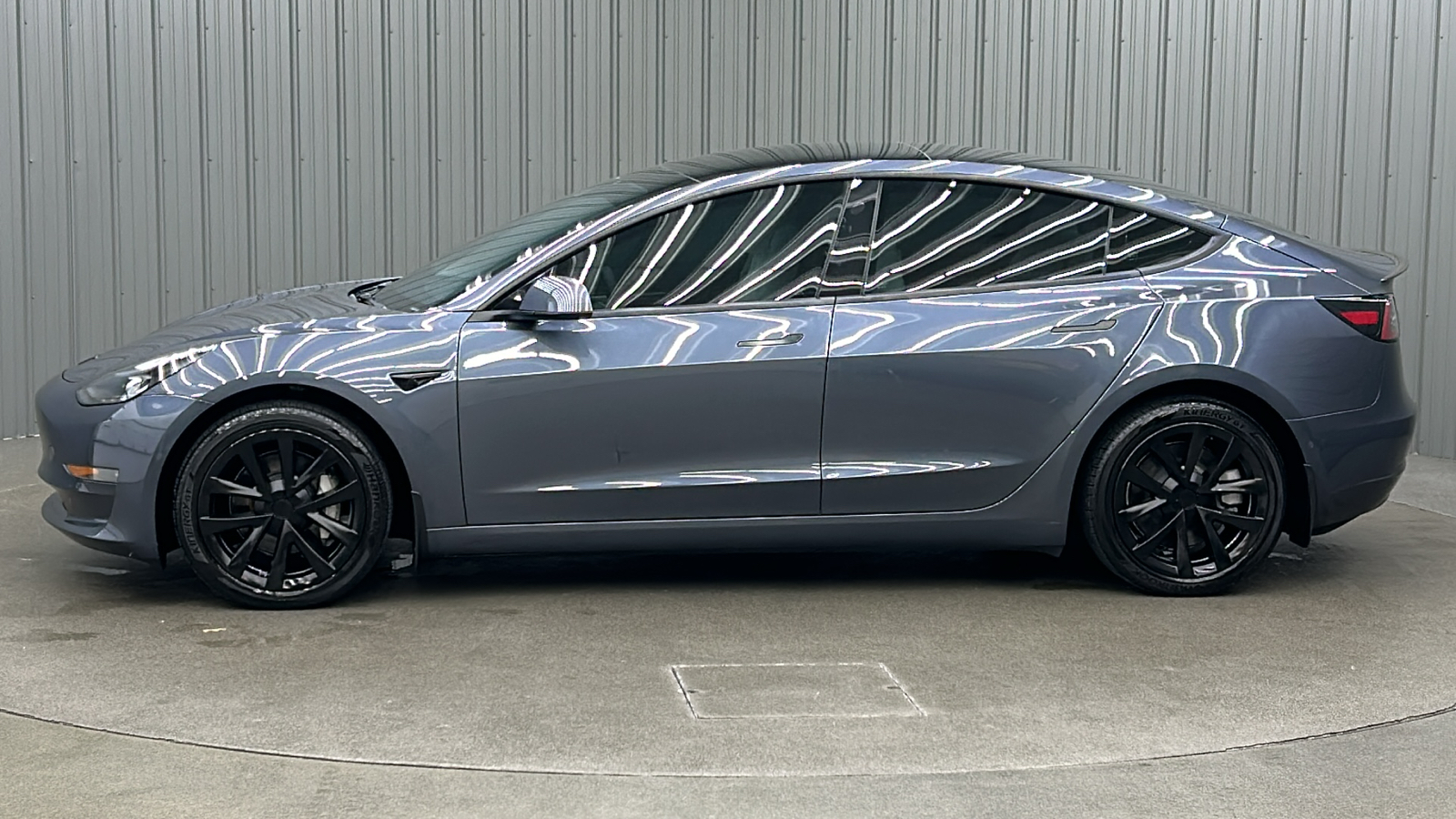 2022 Tesla Model 3 Long Range 2