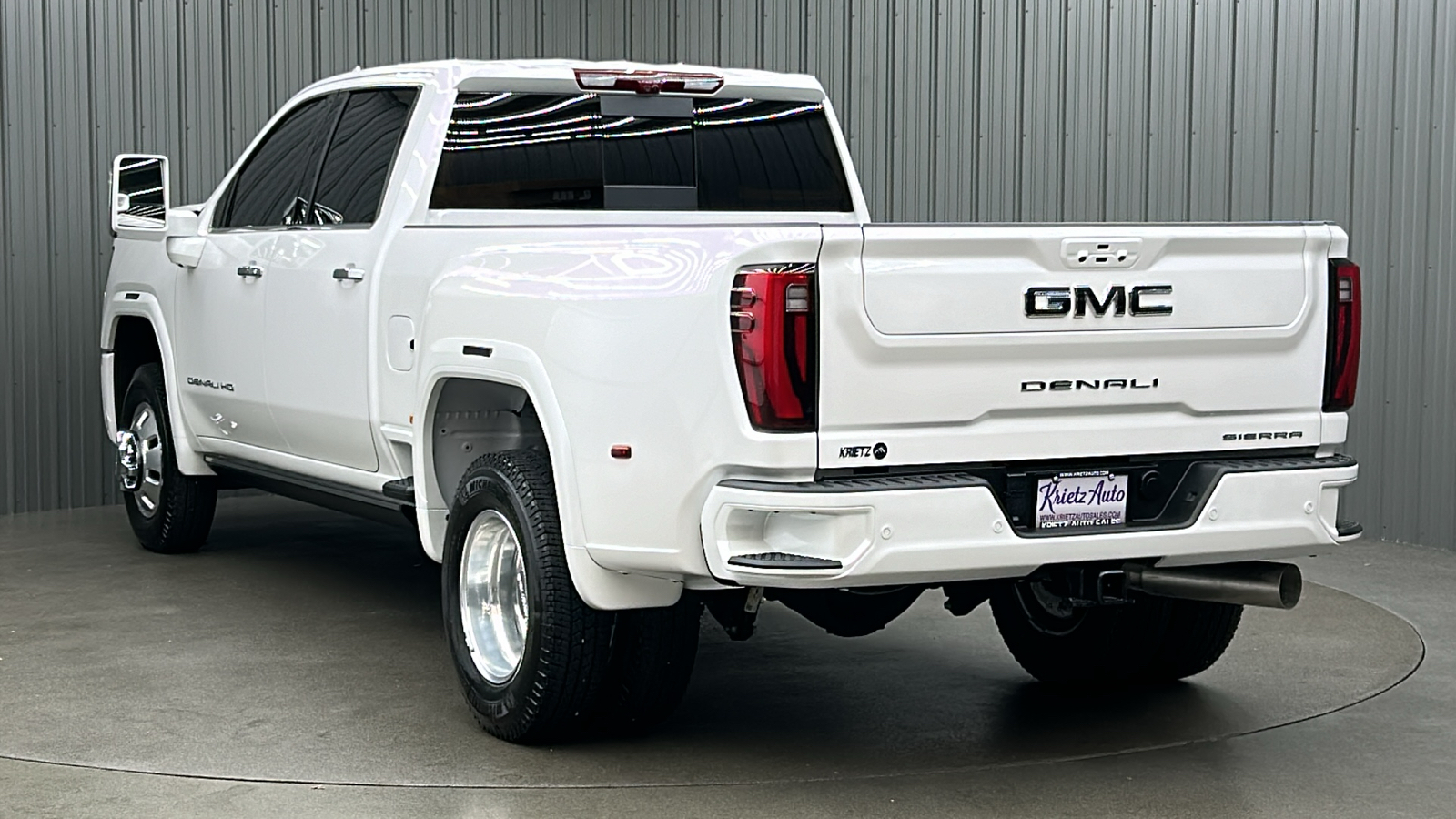 2024 GMC Sierra 3500HD Denali Ultimate 3