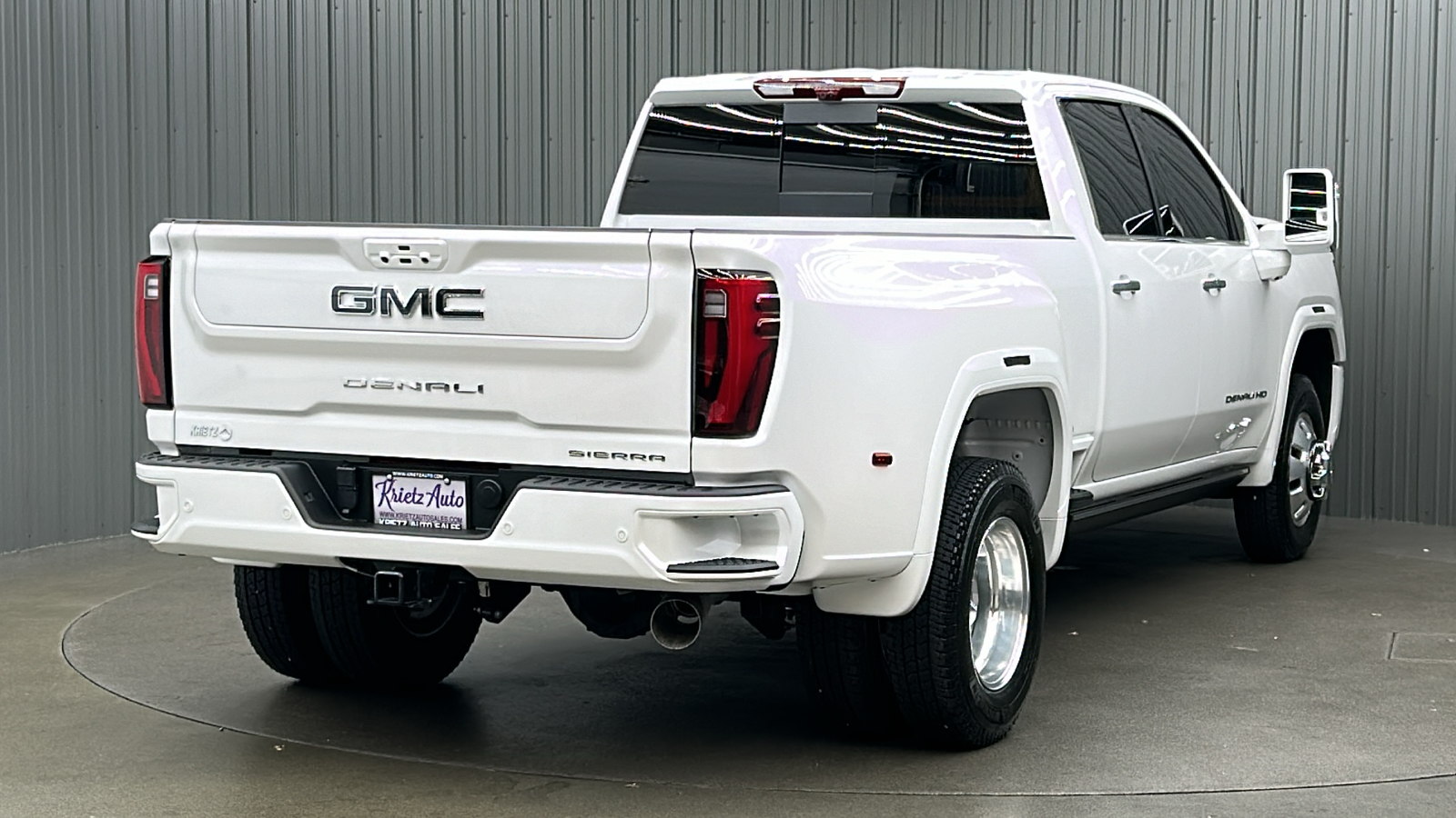 2024 GMC Sierra 3500HD Denali Ultimate 5