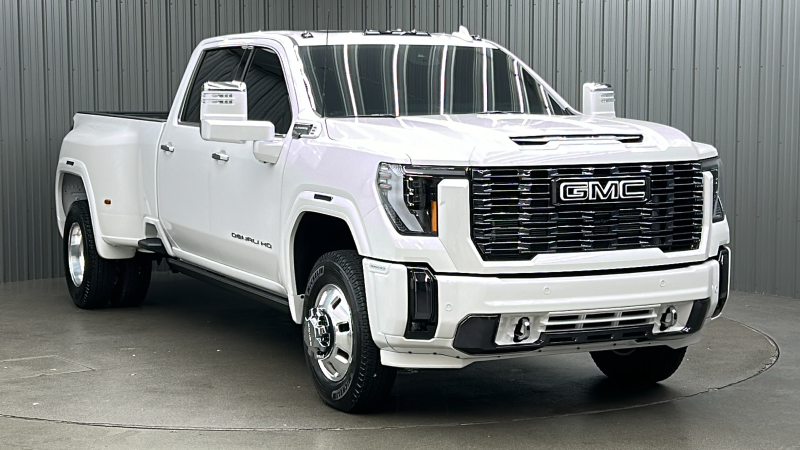 2024 GMC Sierra 3500HD Denali Ultimate 7