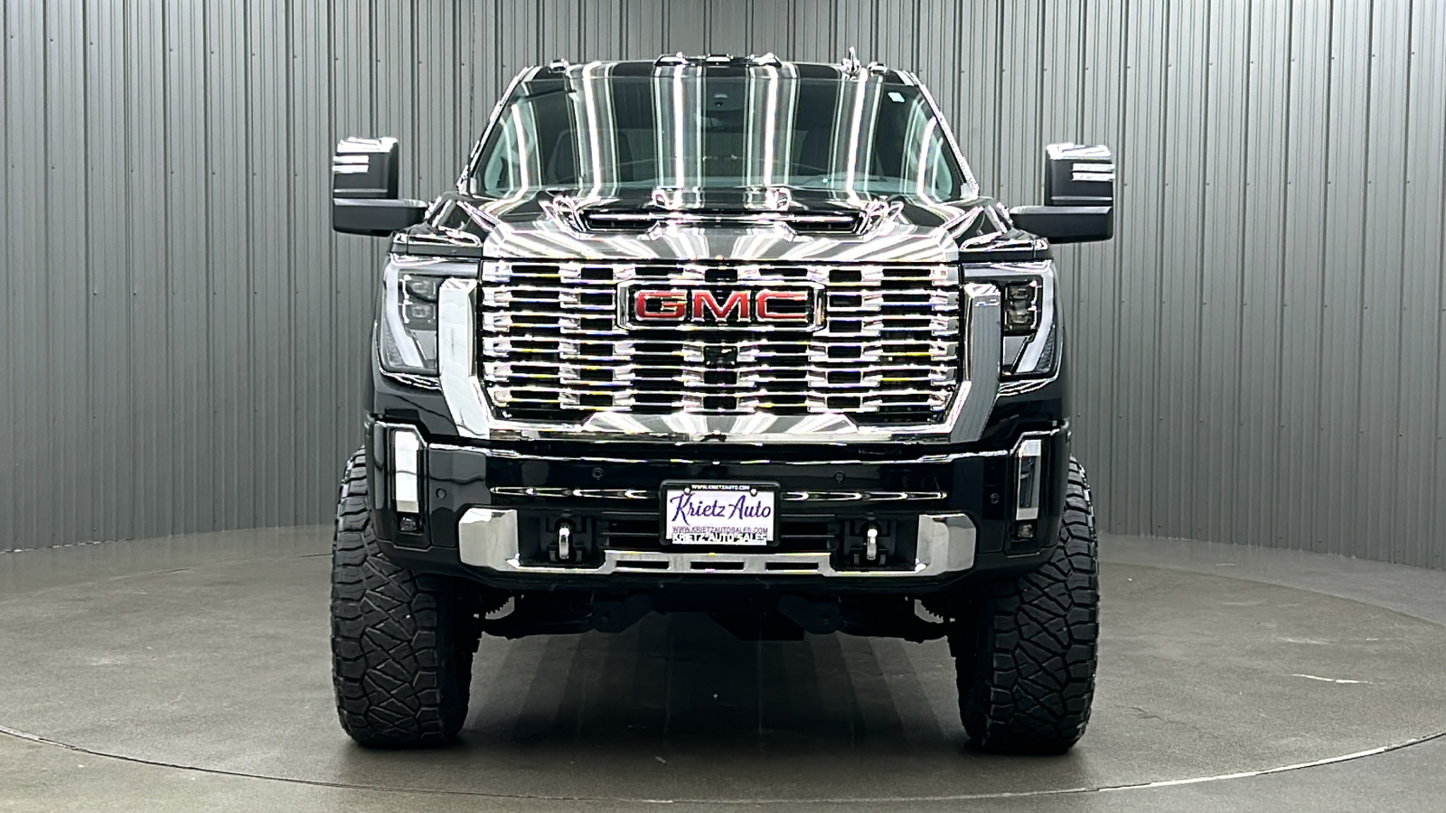 2024 GMC Sierra 2500HD Denali 8