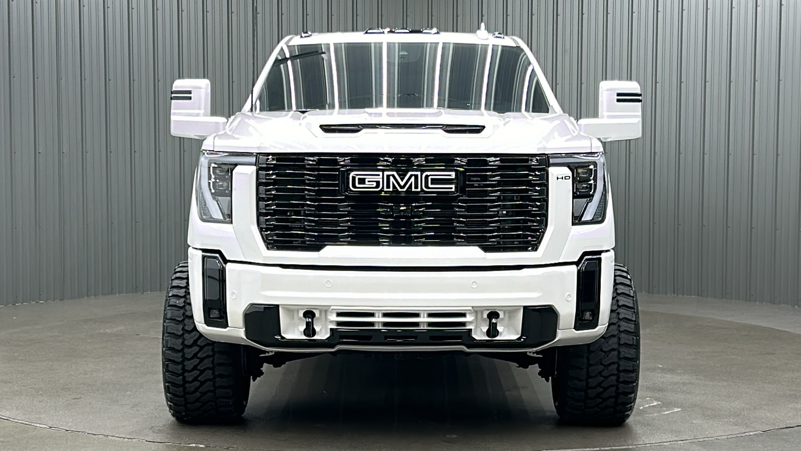 2024 GMC Sierra 2500HD Denali 8