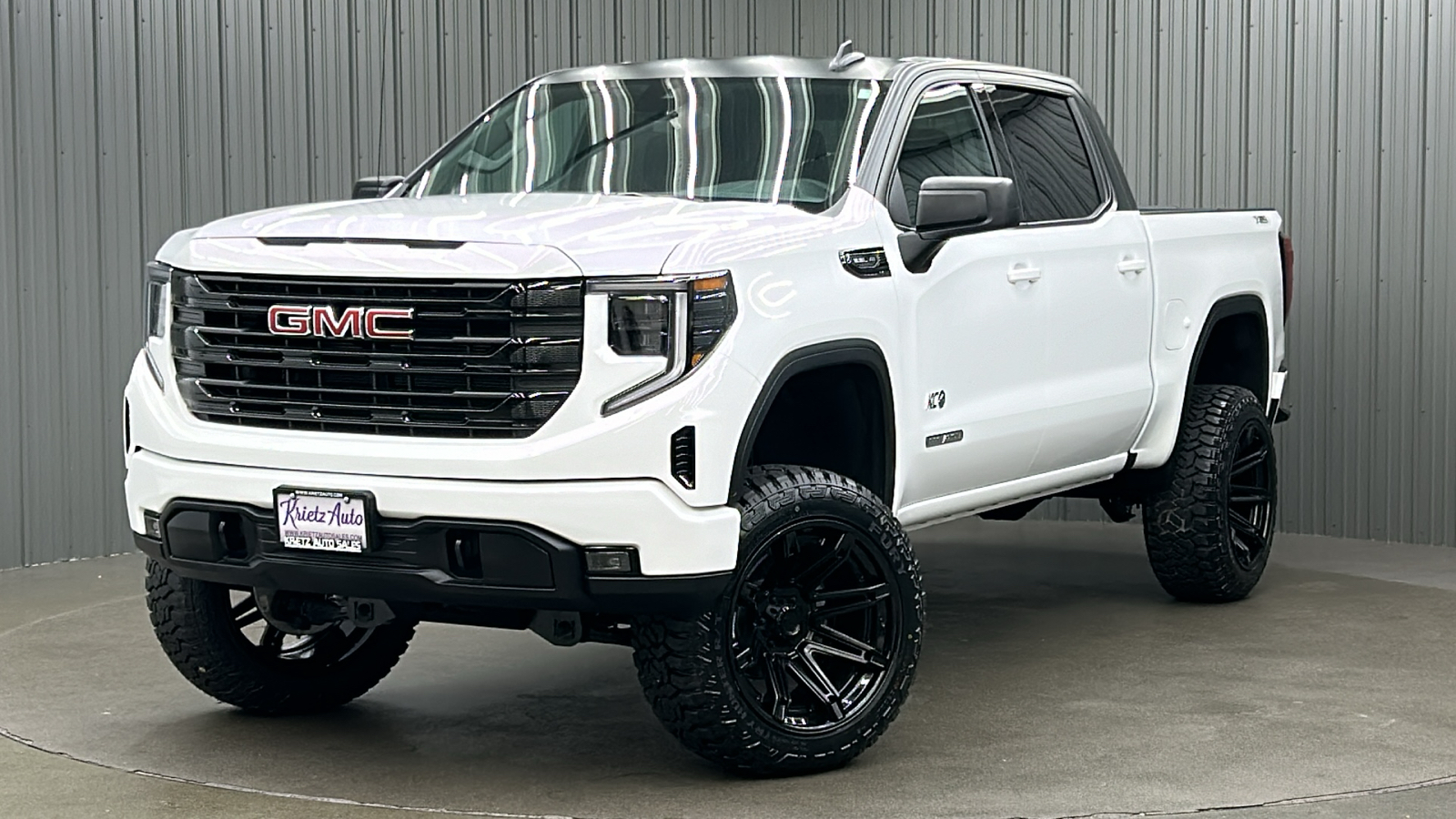 2024 GMC Sierra 1500 Elevation 1