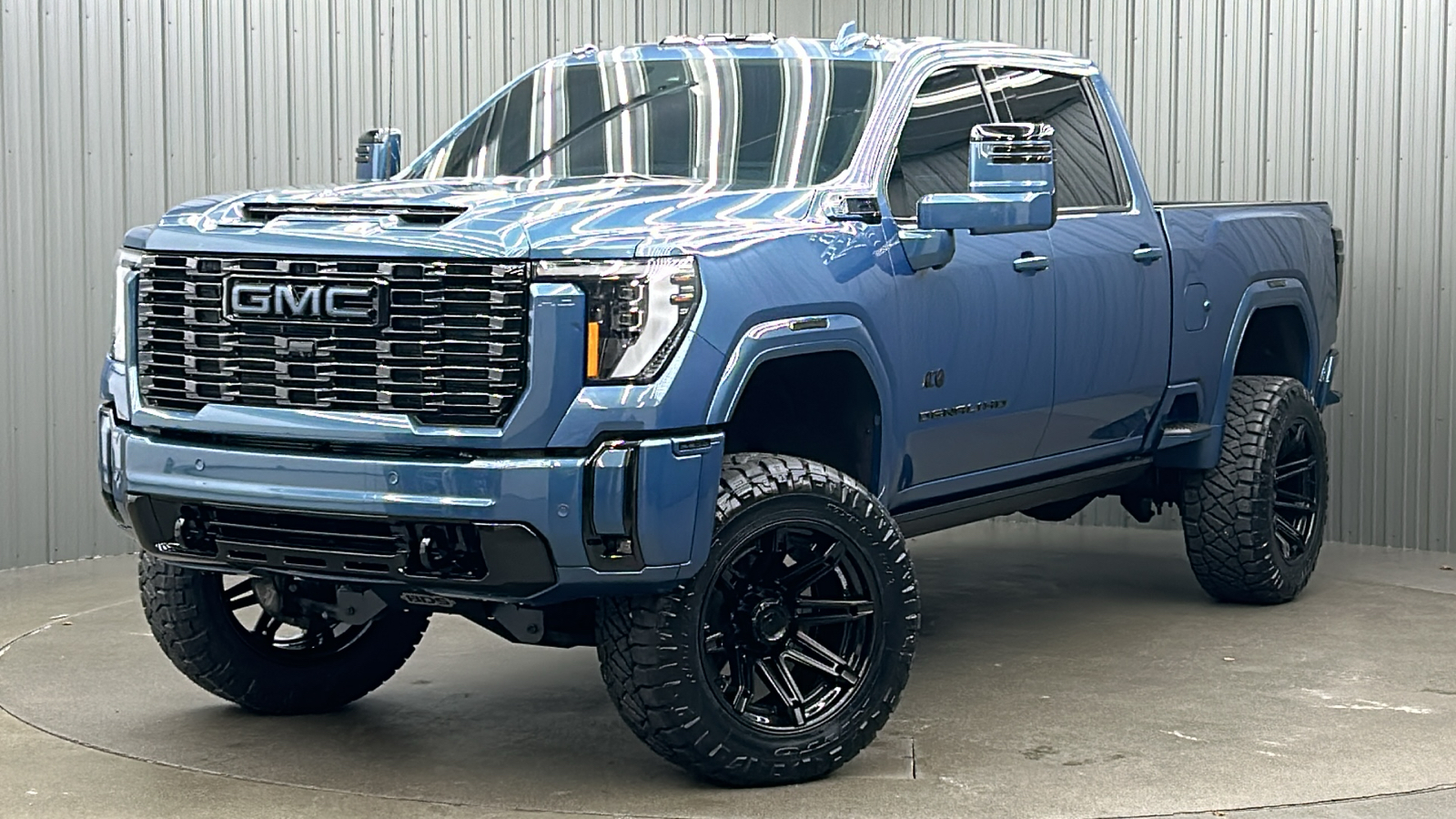 2024 GMC Sierra 2500HD Denali Ultimate 1