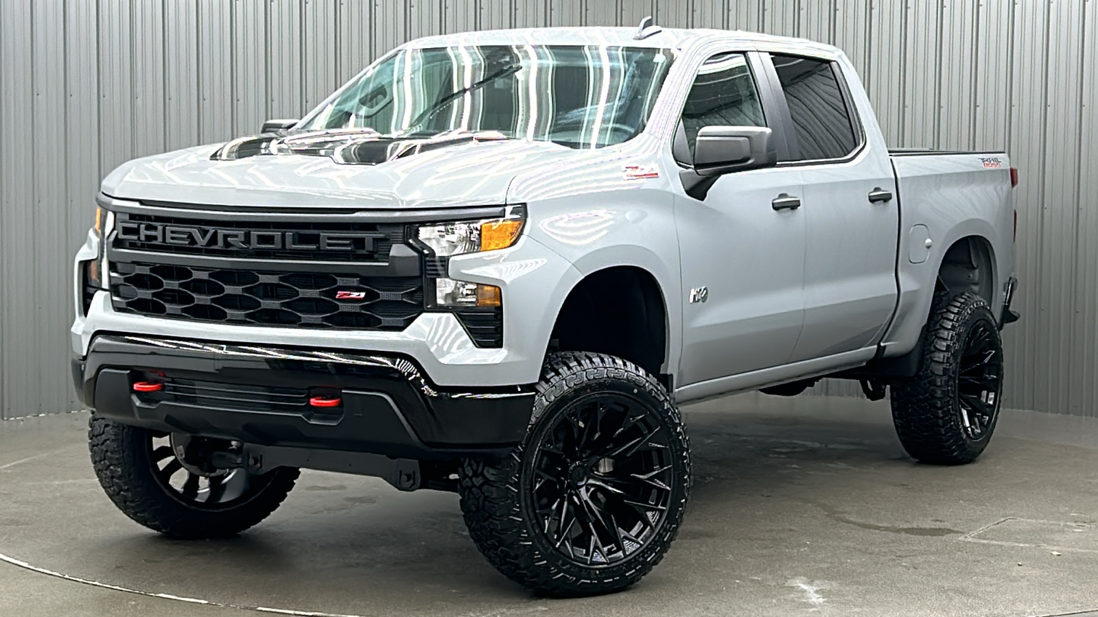 2024 Chevrolet Silverado 1500 Custom Trail Boss 1