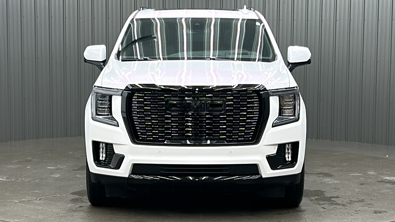 2023 GMC Yukon Denali 8