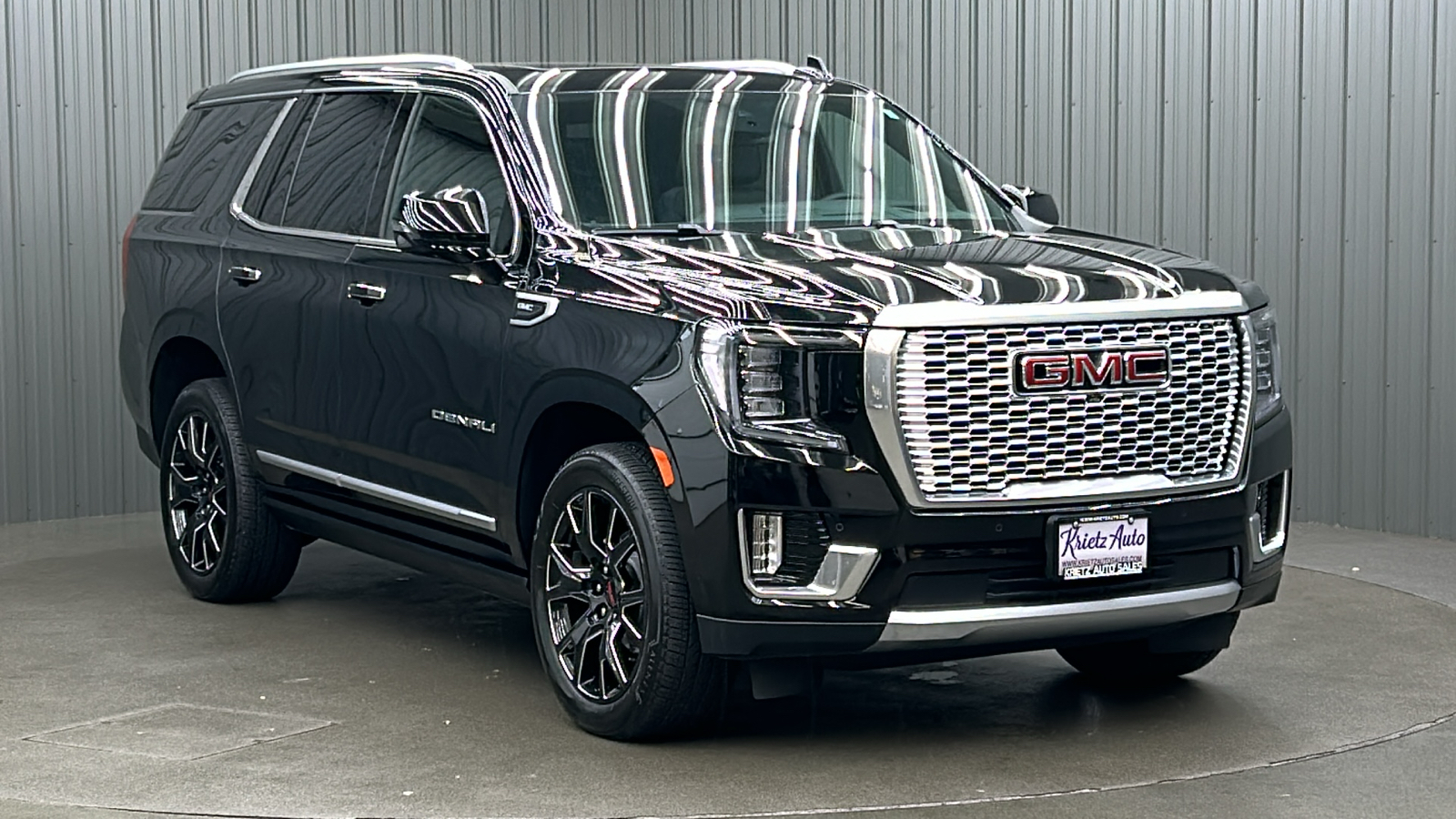 2023 GMC Yukon Denali 7