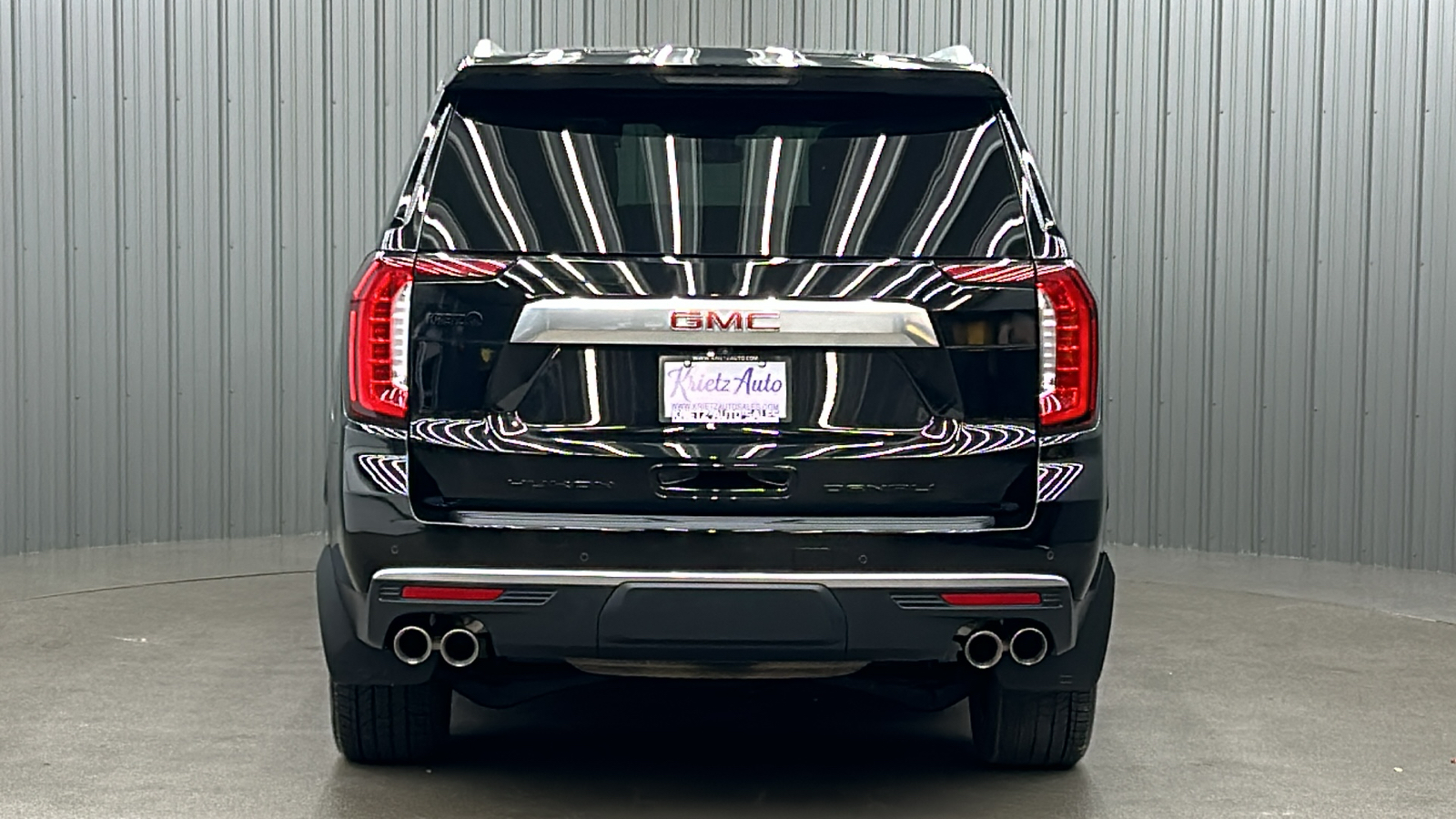 2023 GMC Yukon Denali 4