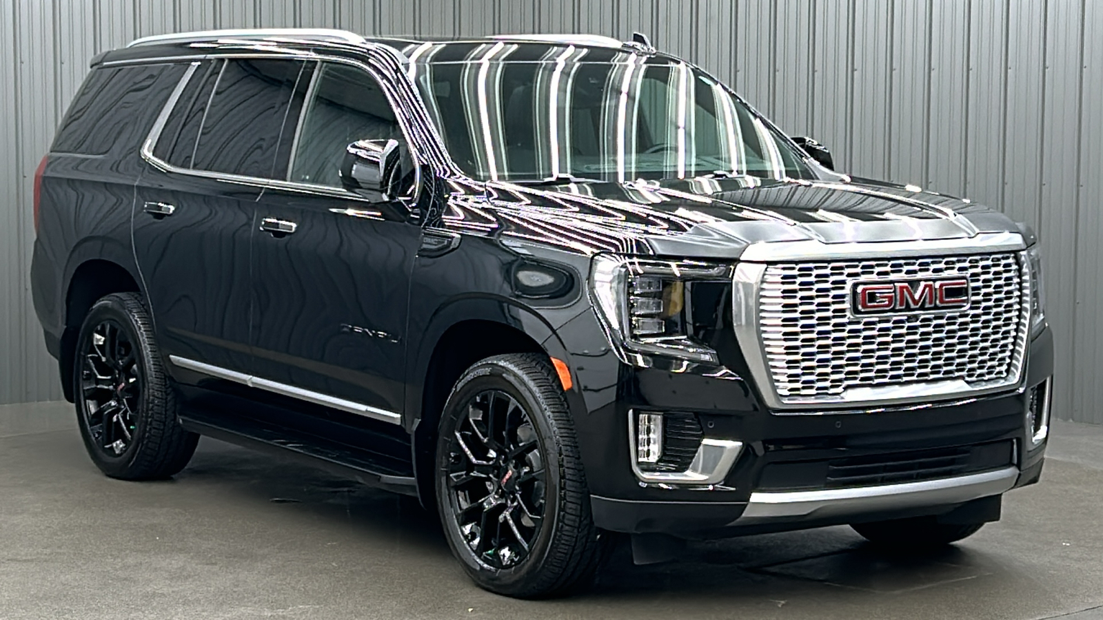 2023 GMC Yukon Denali 7