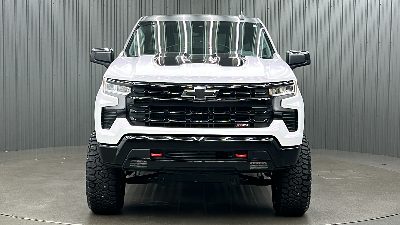 2024 Chevrolet Silverado 1500 LT Trail Boss 8