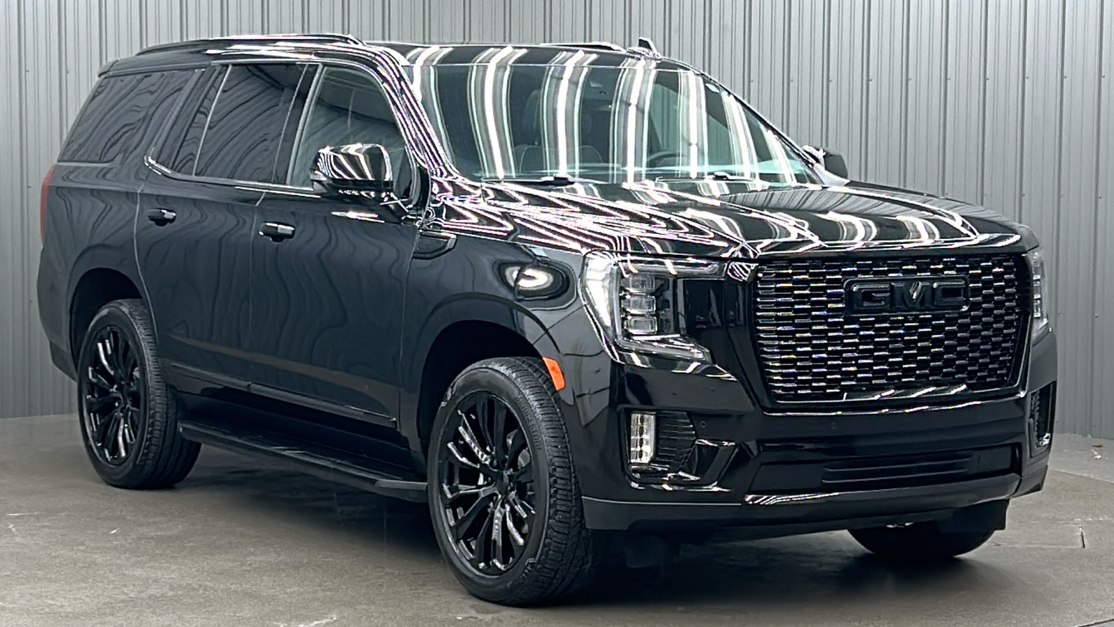 2023 GMC Yukon SLT 7