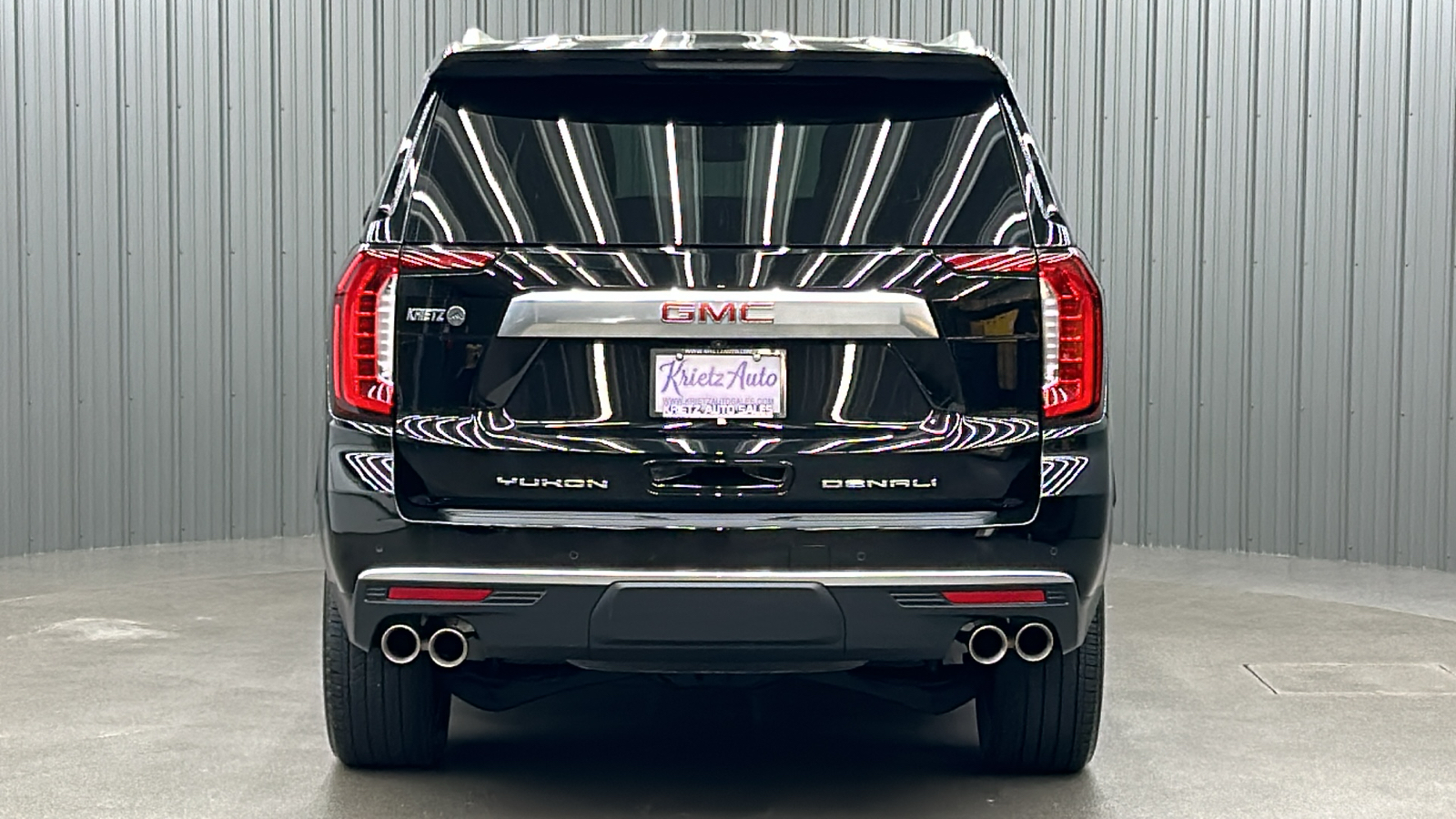 2023 GMC Yukon XL Denali 4