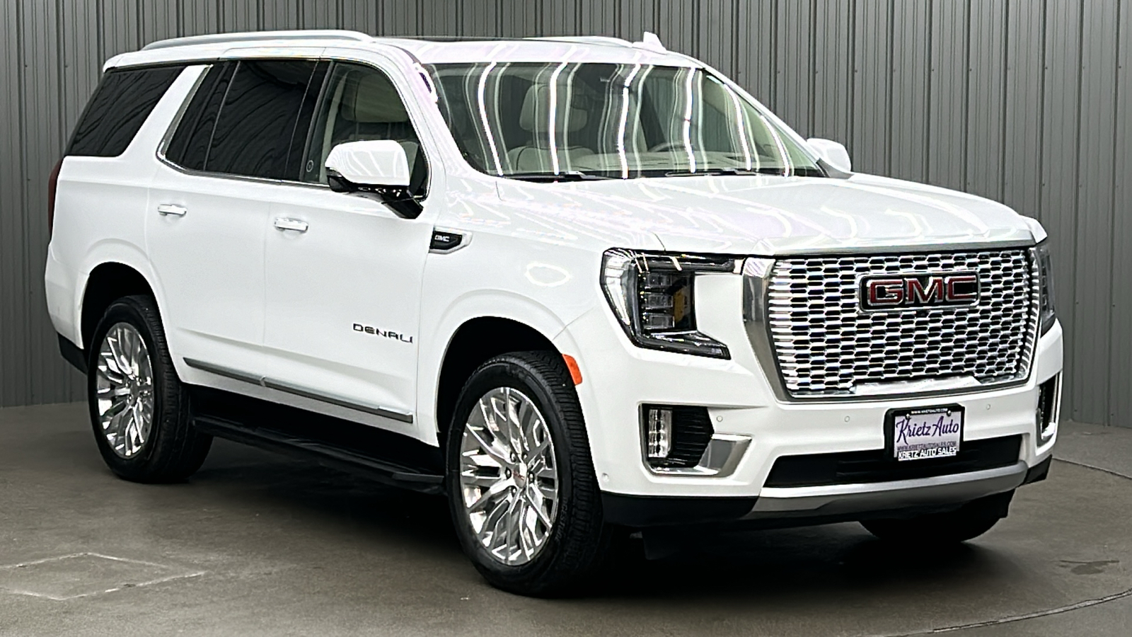 2023 GMC Yukon Denali 7