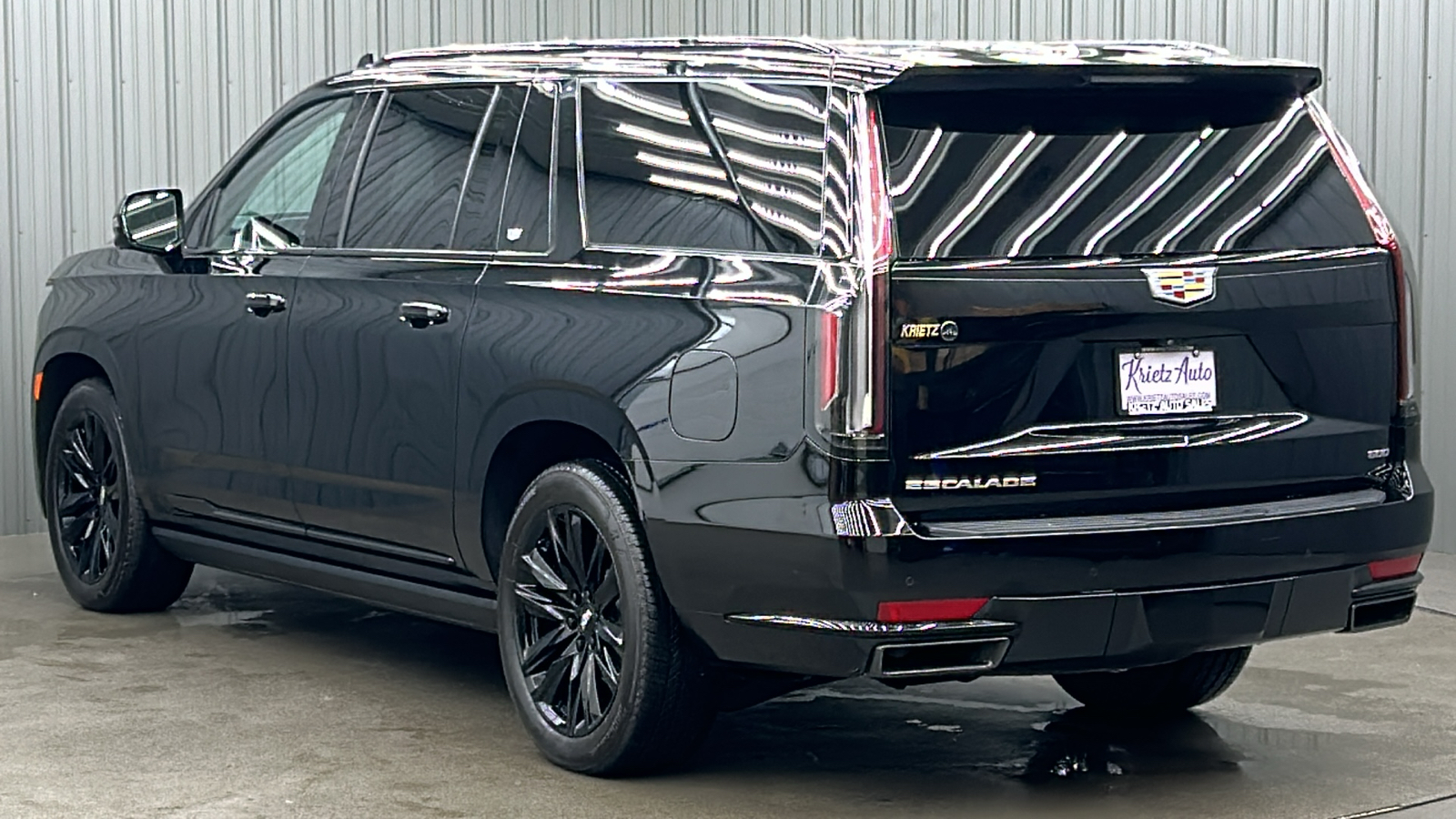 2023 Cadillac Escalade ESV Sport 3