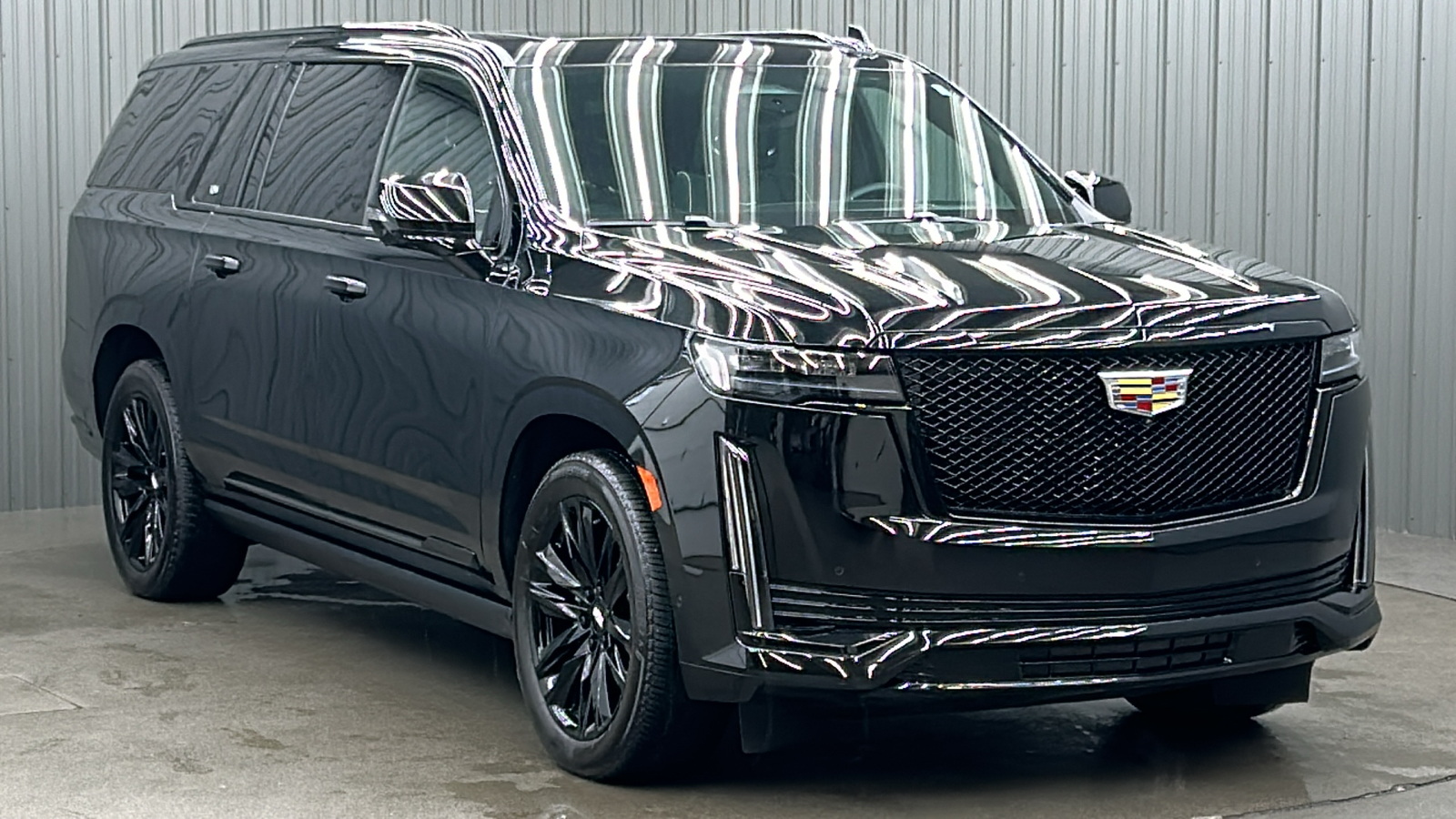 2023 Cadillac Escalade ESV Sport 7