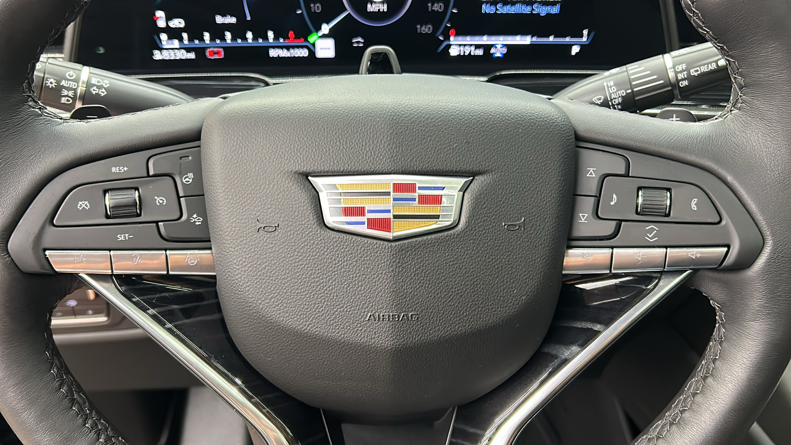 2023 Cadillac Escalade ESV Sport 25