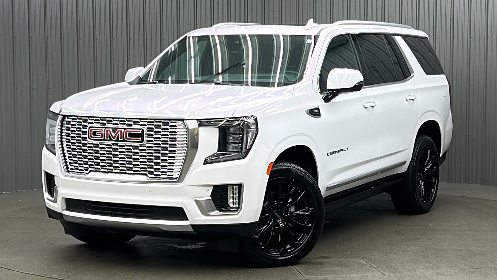 2023 GMC Yukon Denali 1