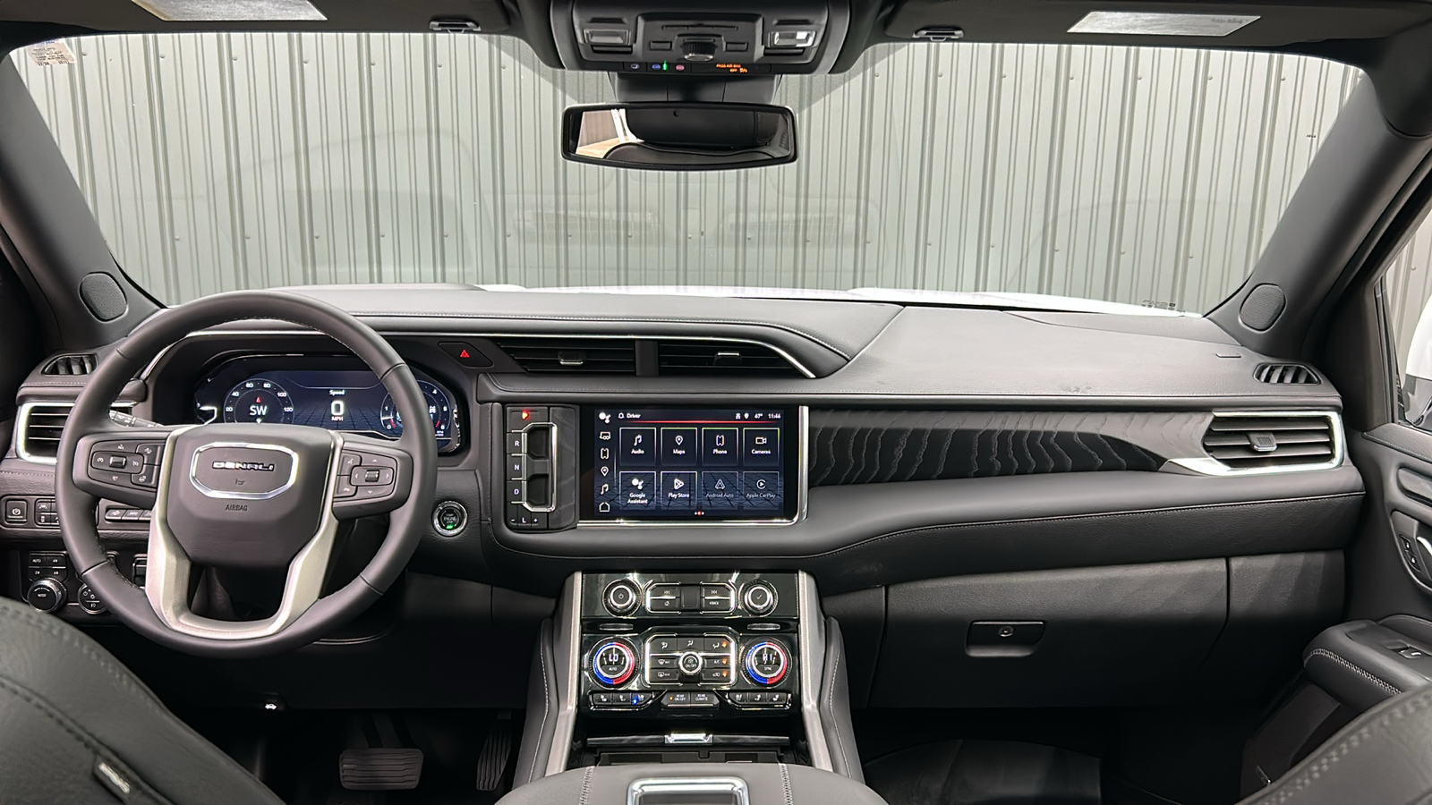 2023 GMC Yukon Denali 35