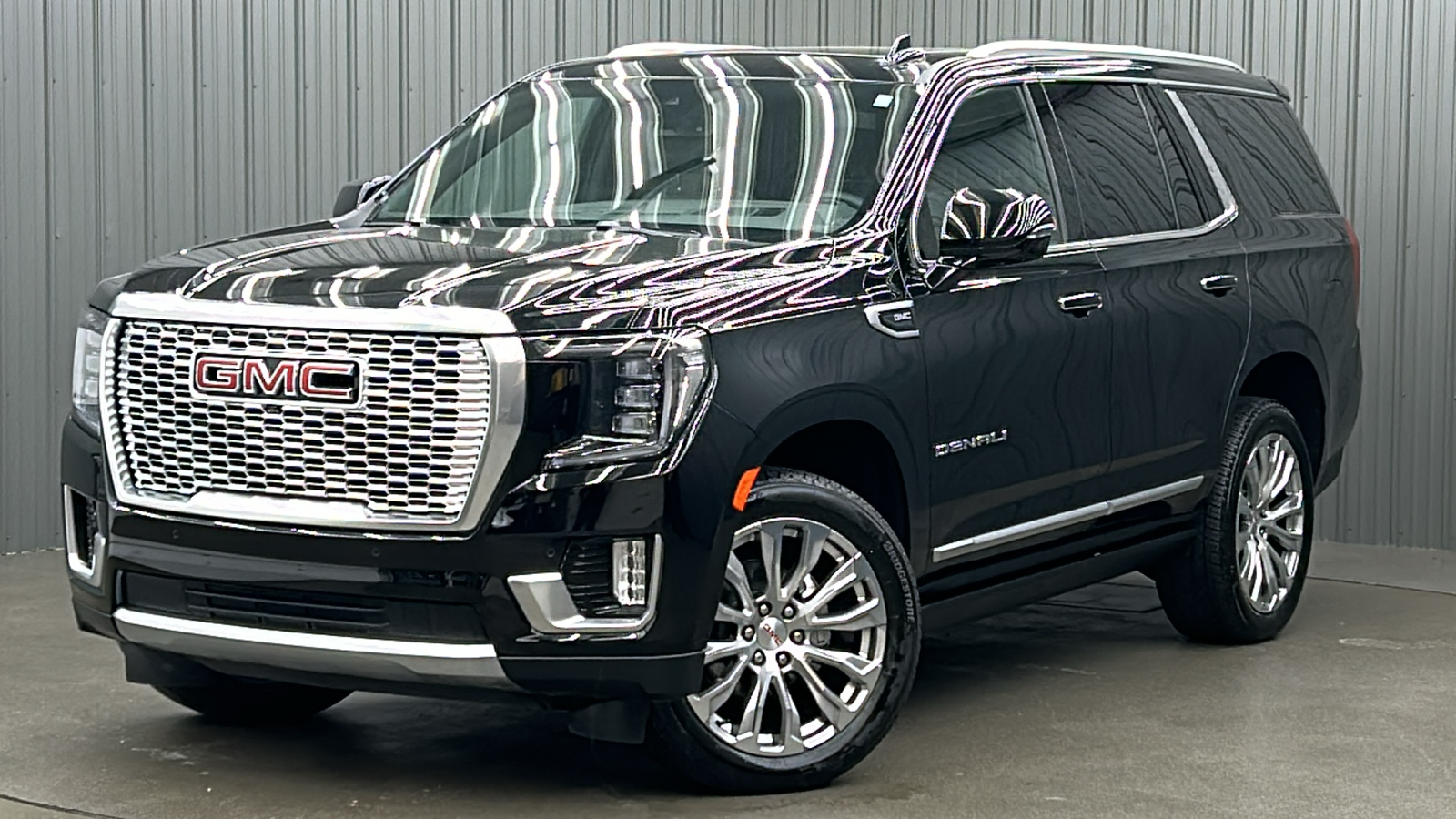 2023 GMC Yukon Denali 1