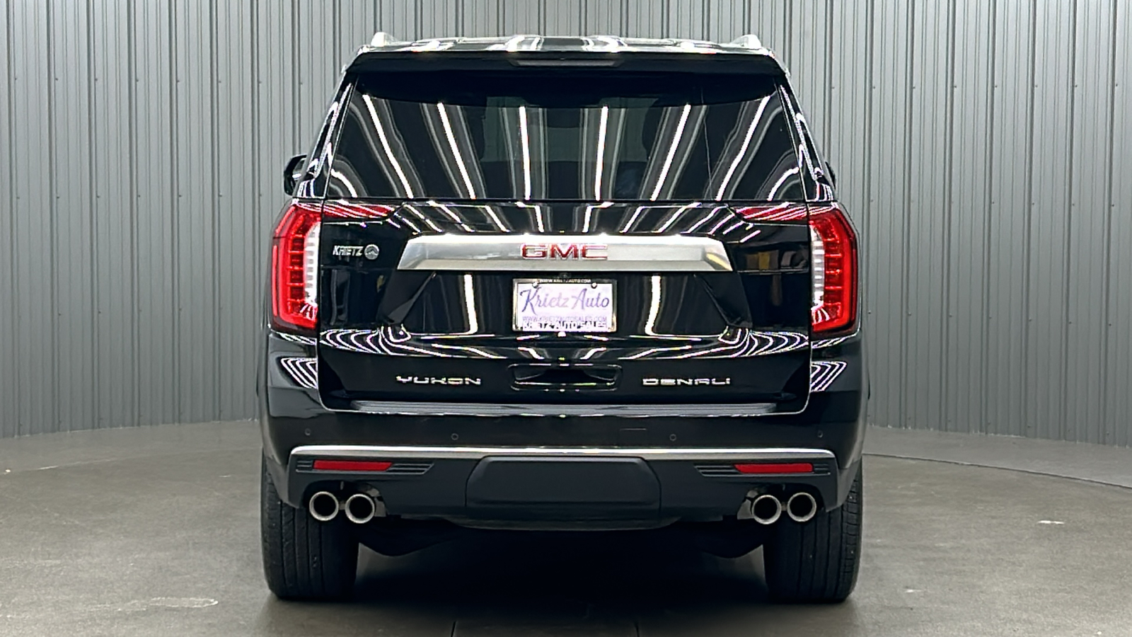 2023 GMC Yukon Denali 4