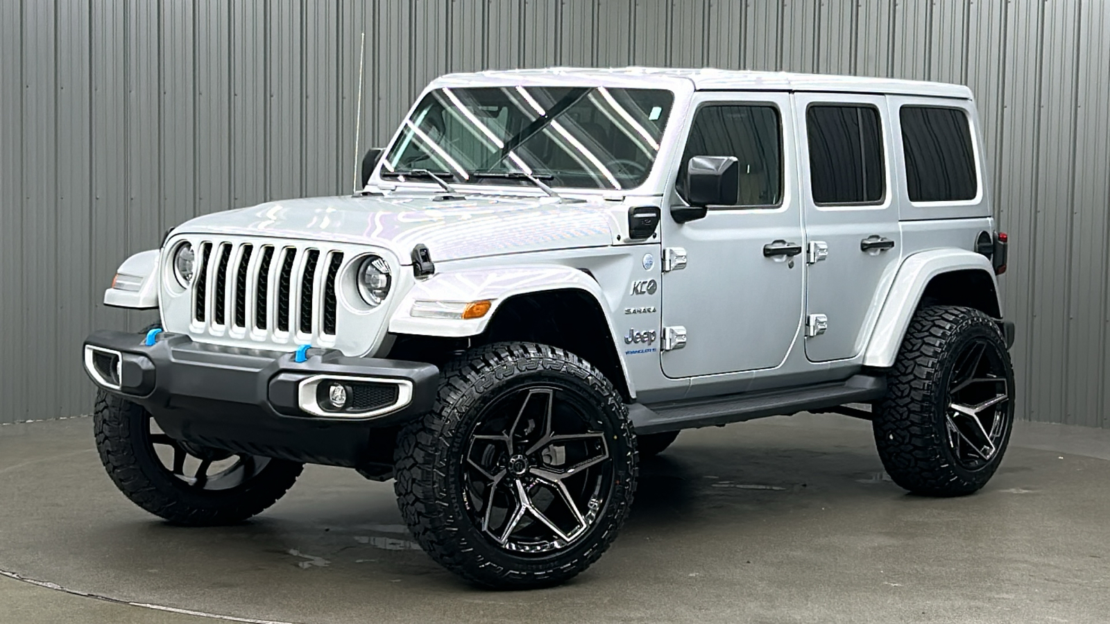 2023 Jeep Wrangler Sahara 4xe 1