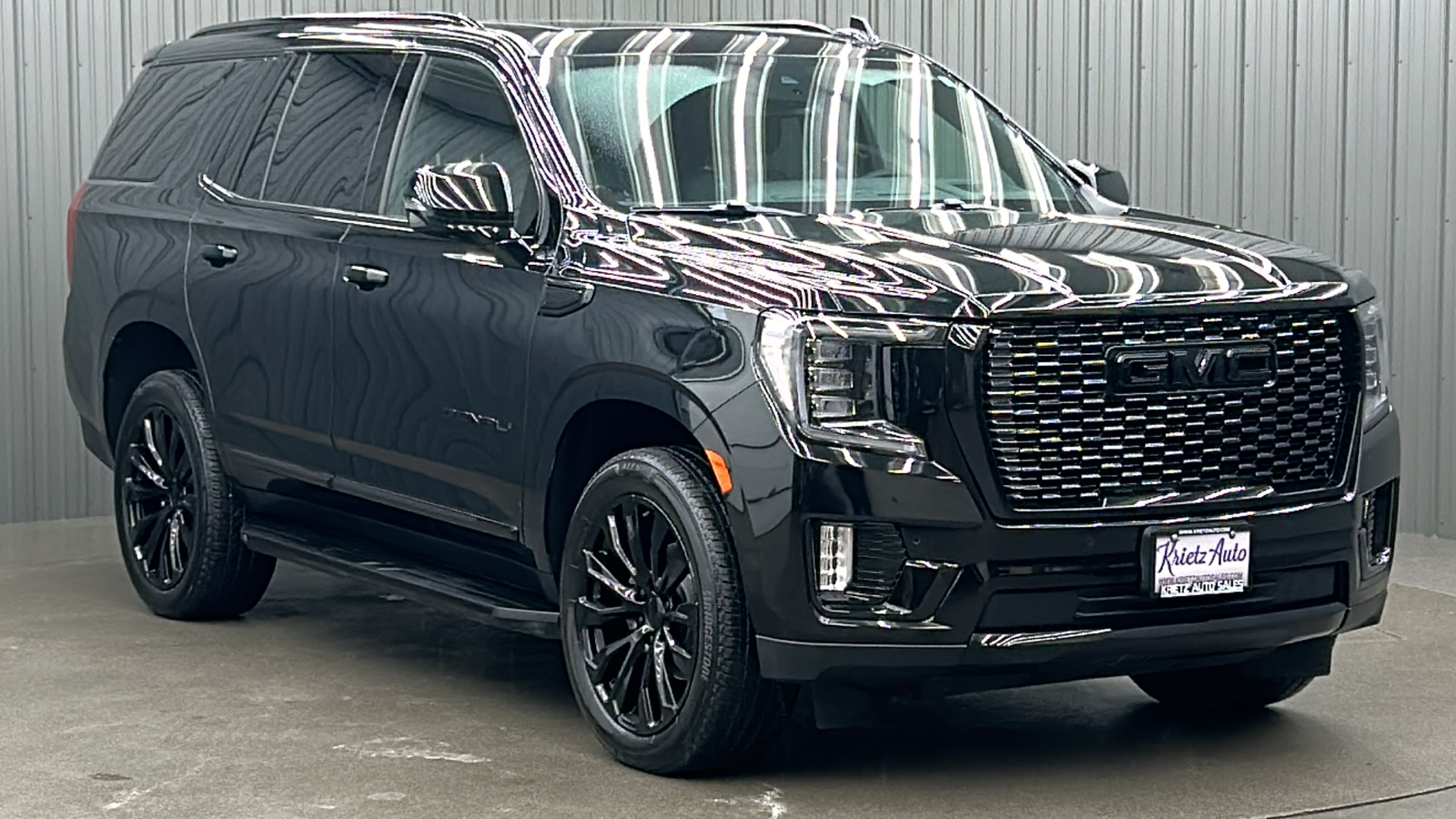 2023 GMC Yukon Denali 7