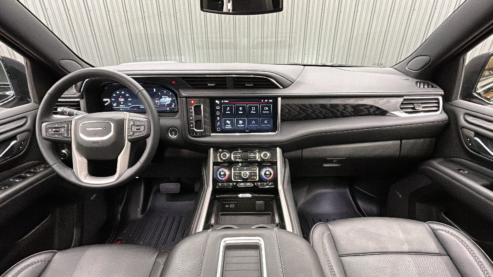 2023 GMC Yukon Denali 34