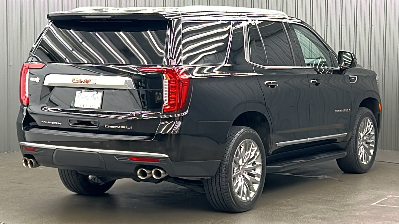 2023 GMC Yukon Denali 5