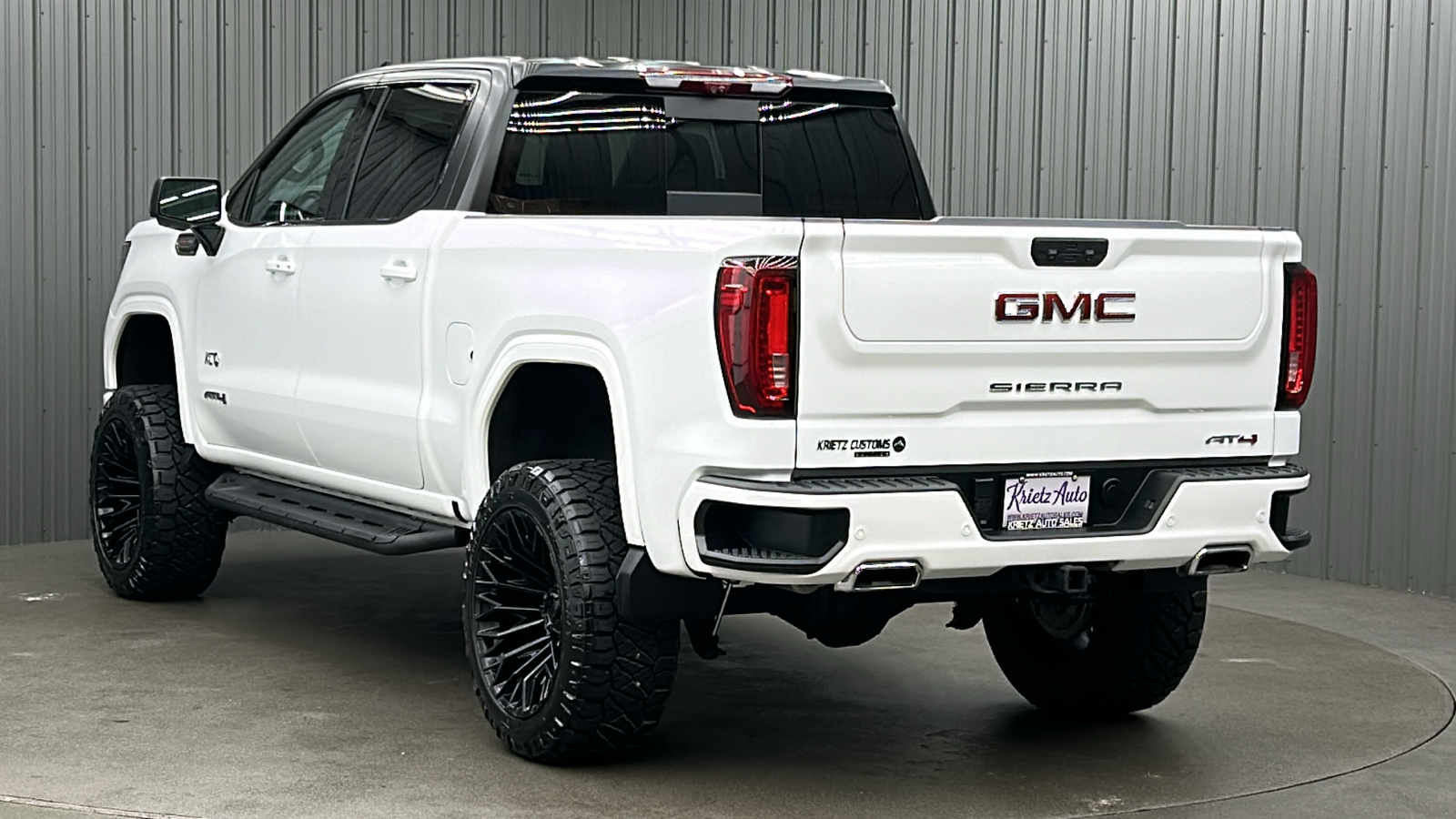 2022 GMC Sierra 1500 AT4 3