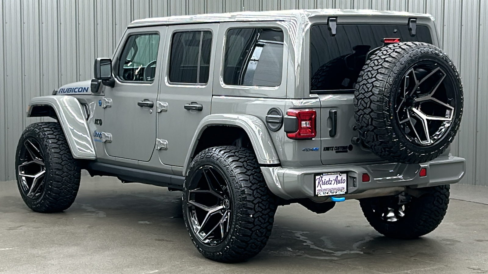 2023 Jeep Wrangler Rubicon 4xe 3