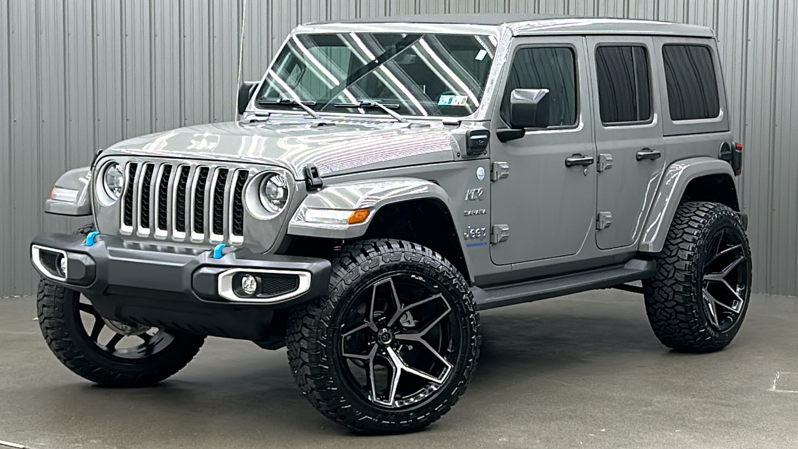 2023 Jeep Wrangler Sahara 4xe 1