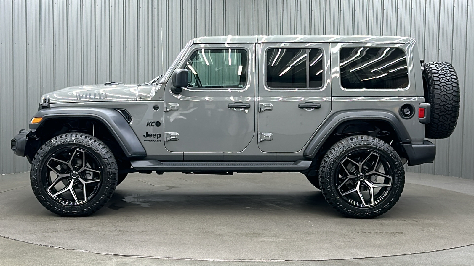 2021 Jeep Wrangler Unlimited Willys 2