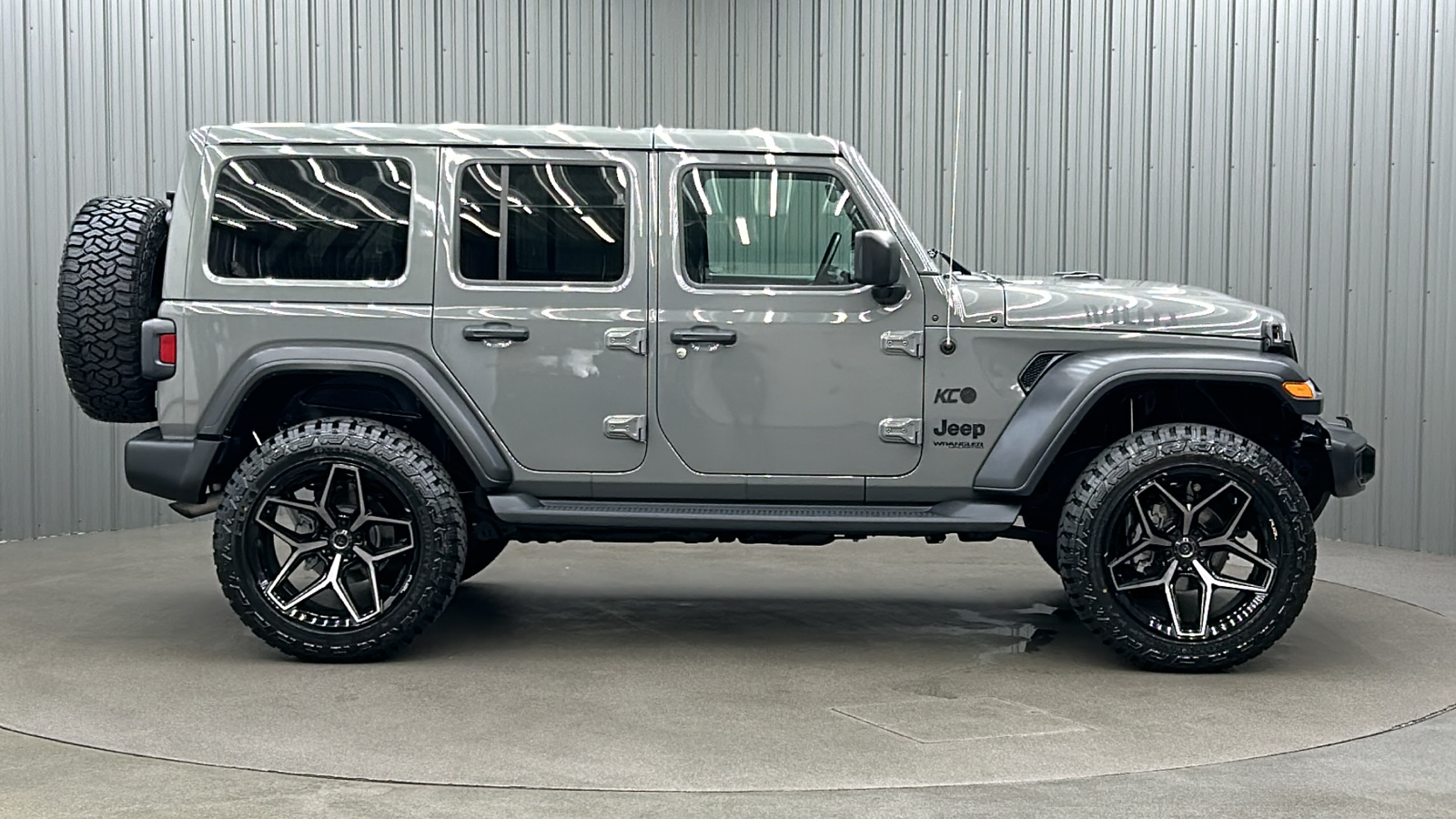 2021 Jeep Wrangler Unlimited Willys 6