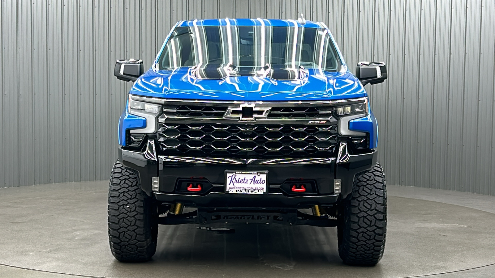 2022 Chevrolet Silverado 1500 ZR2 8