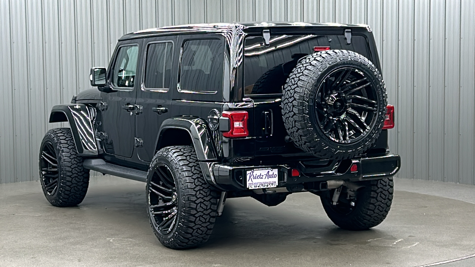 2023 Jeep Wrangler Altitude 3